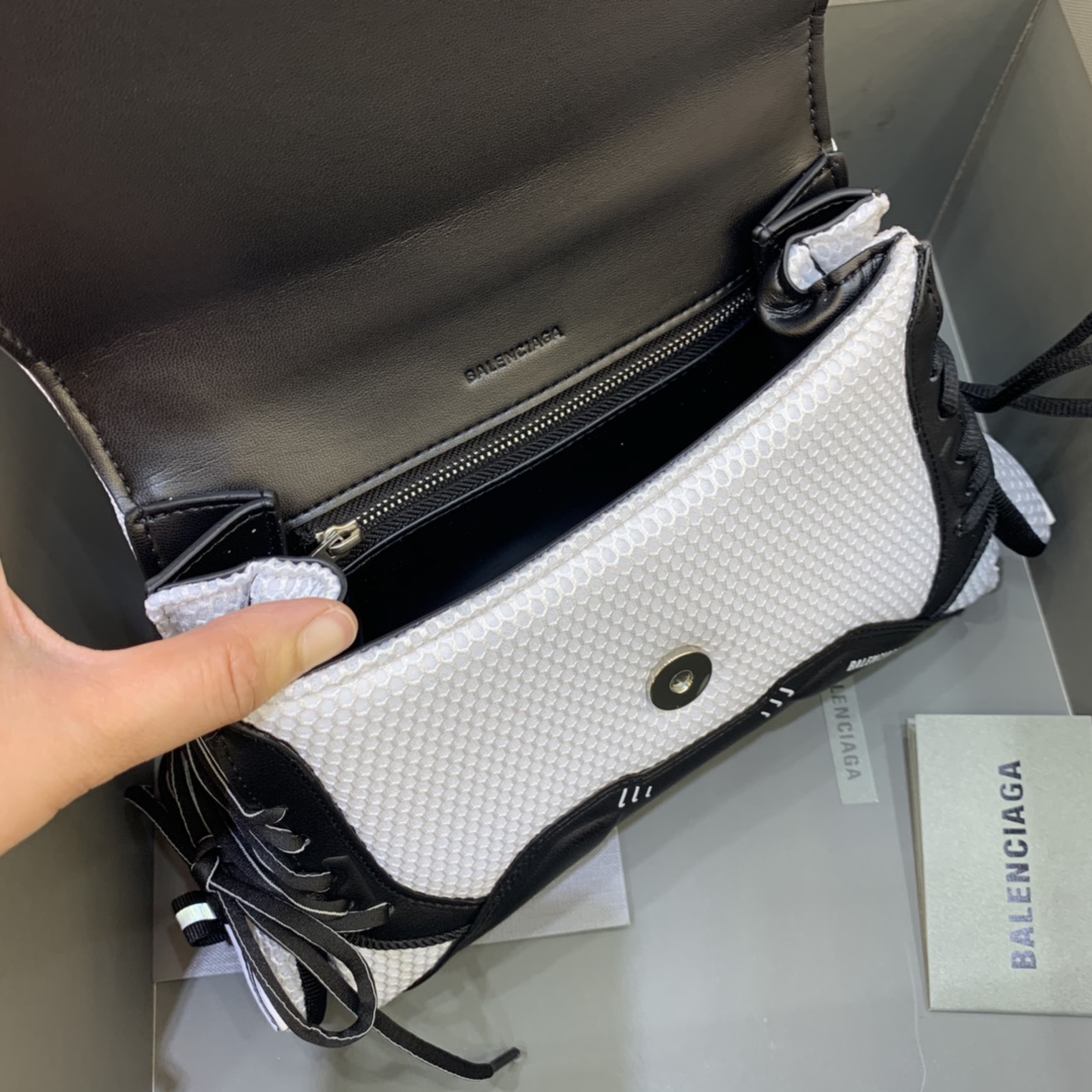 Ba*len*cia*ga hourglass bag