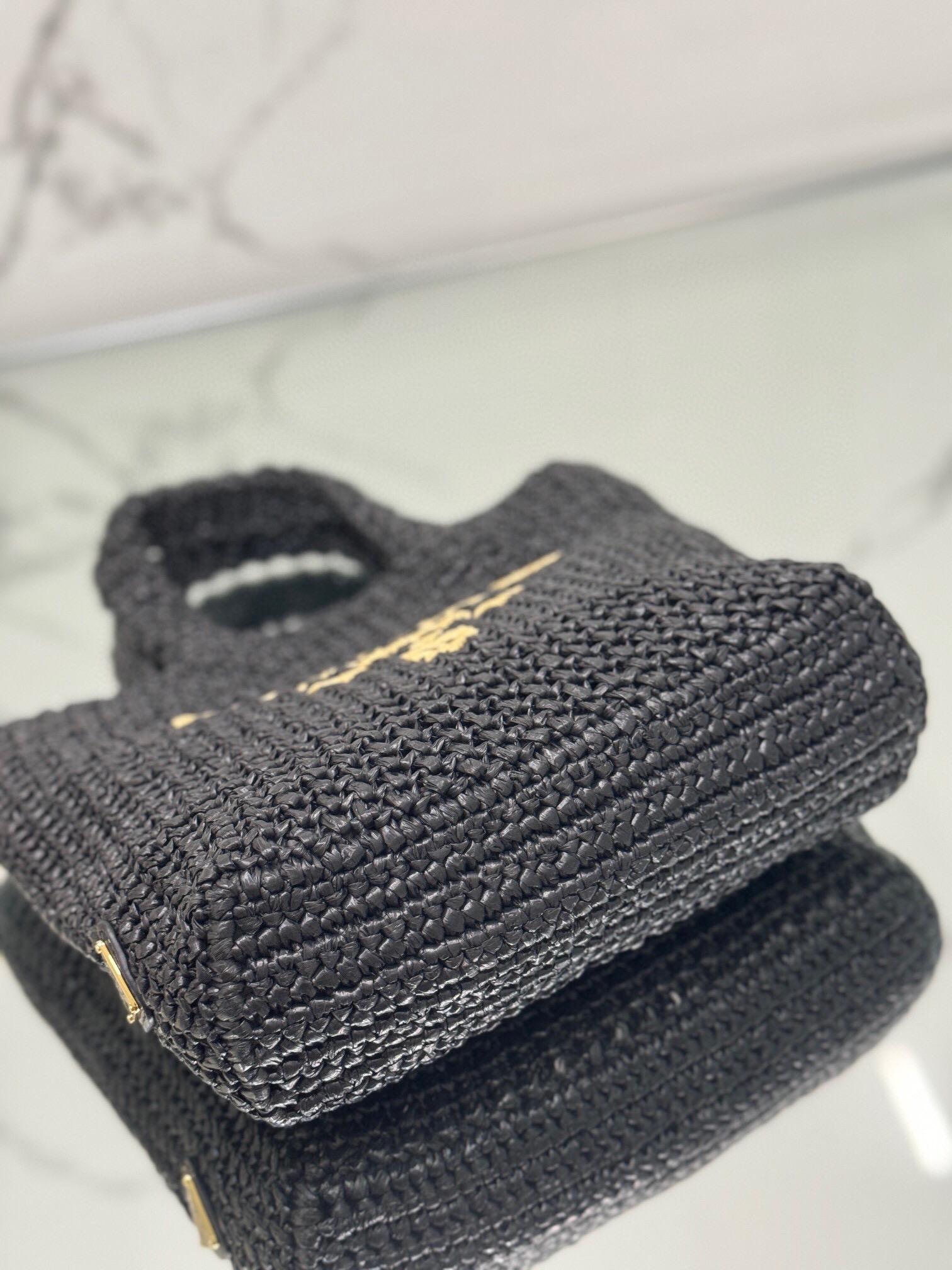 Pra*a small crochet tote bag