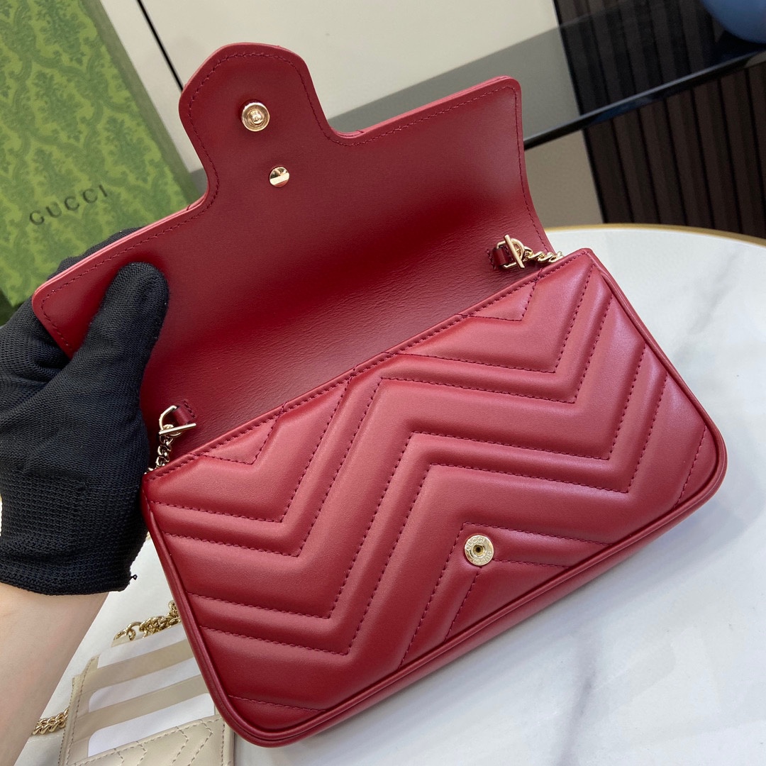 G*u*i gg marmont mini bag