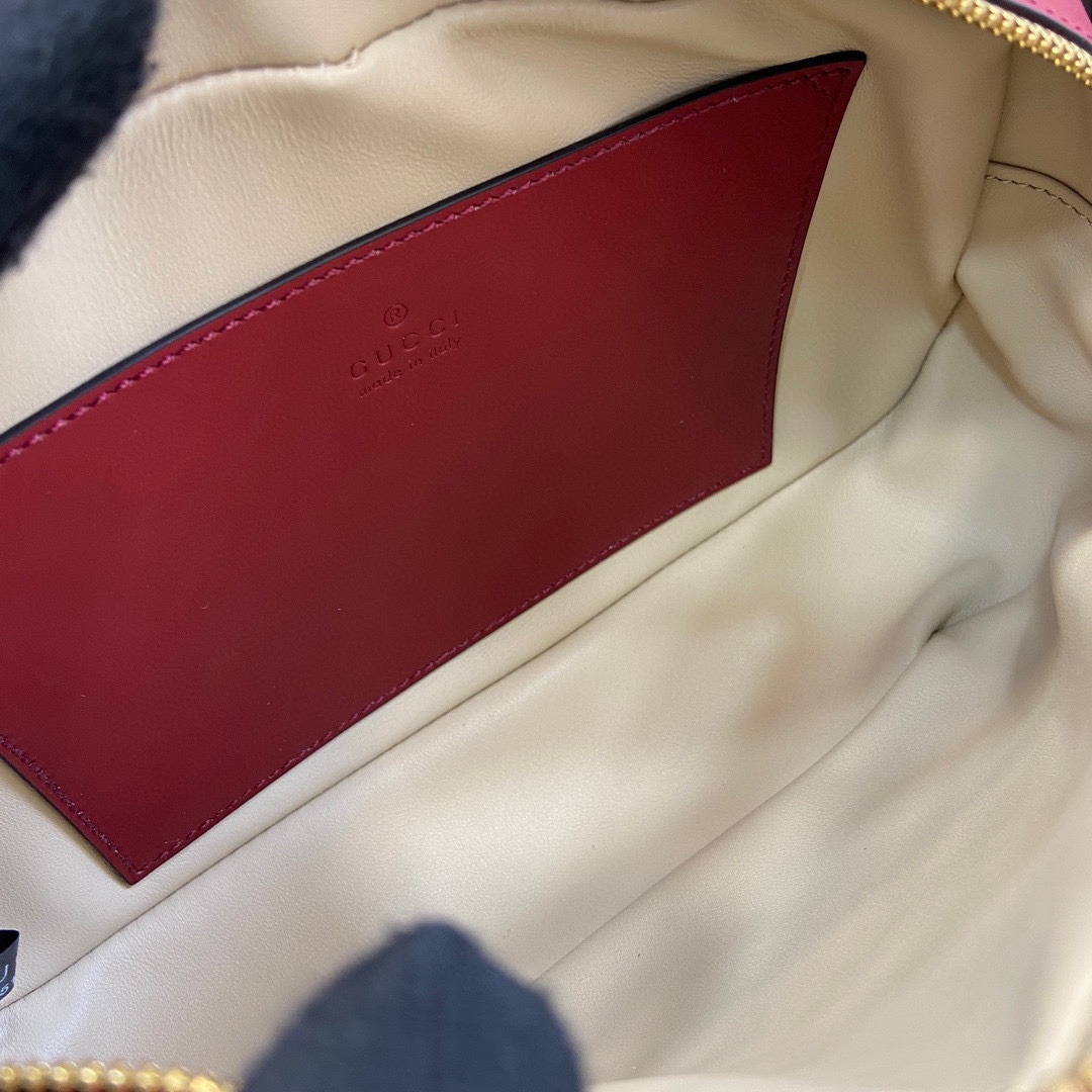 G*u*i marmont small matelassé shoulder bag