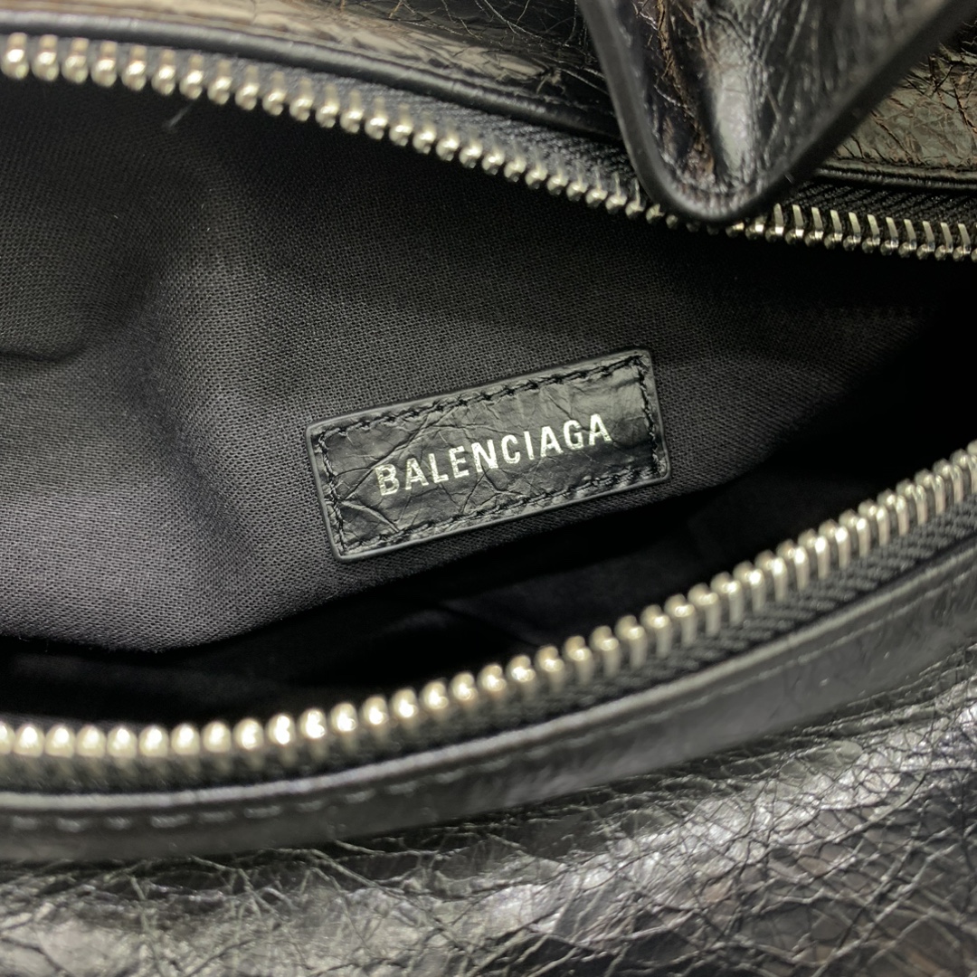ba*len*cia*ga S*perbusy small bag