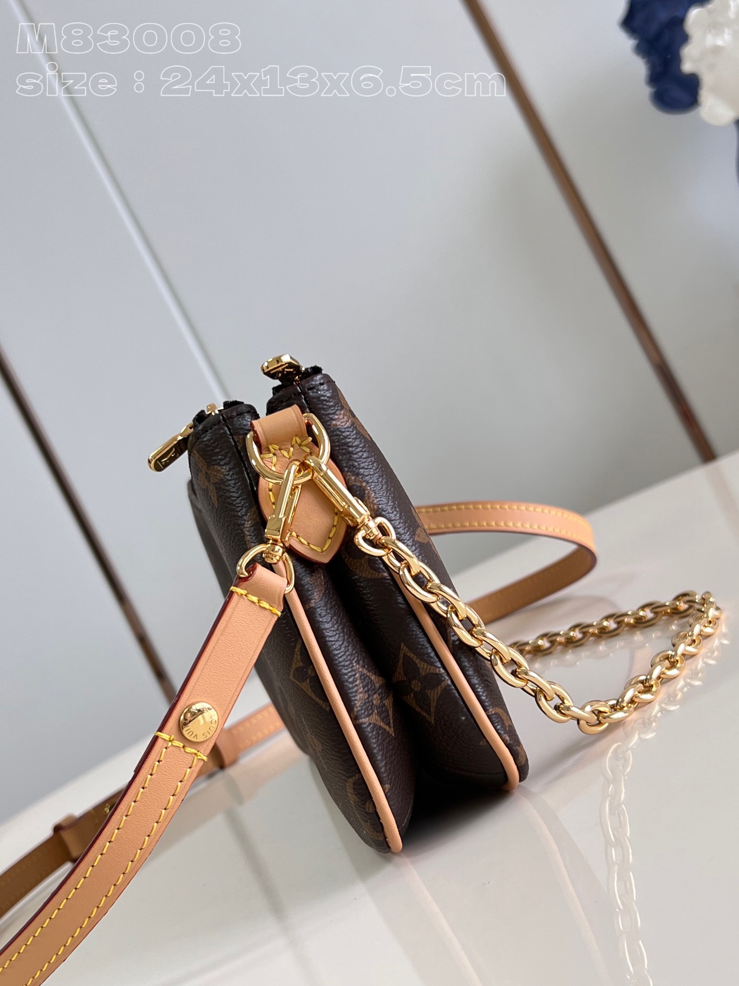 l**is V*t*n liv pochette