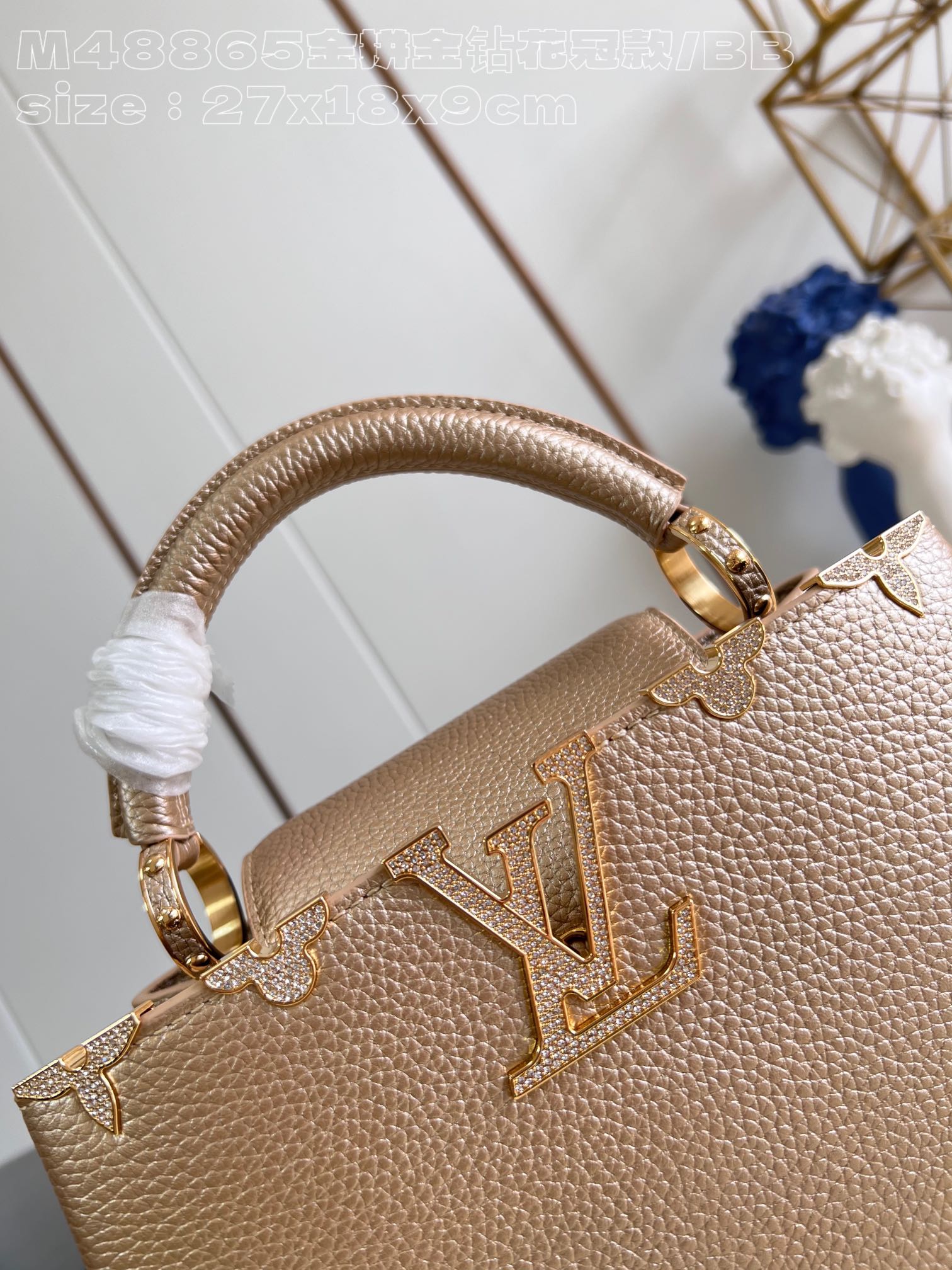 l**is V*t*n capucines bb handbag