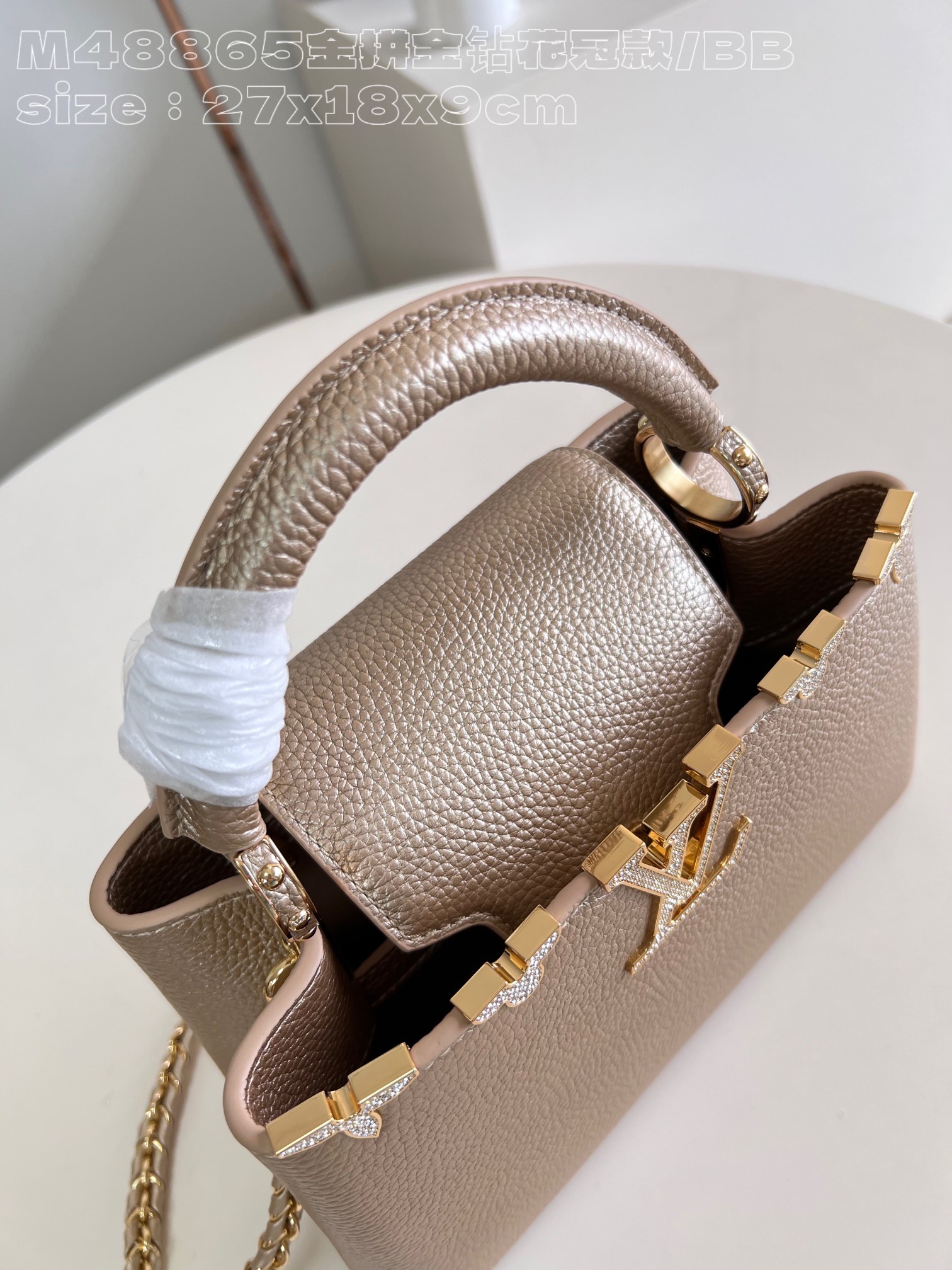 l**is V*t*n capucines bb handbag
