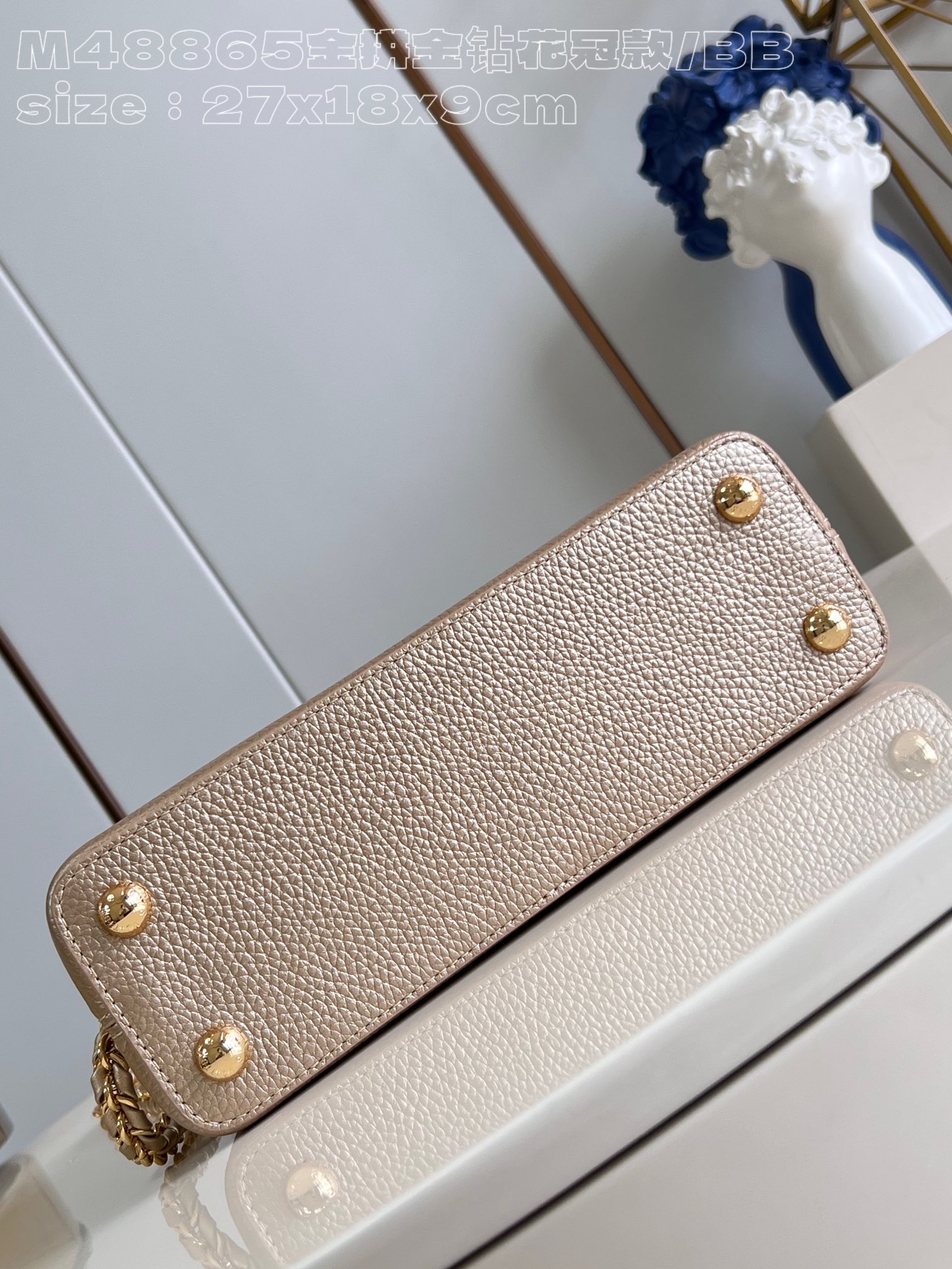 l**is V*t*n capucines bb handbag