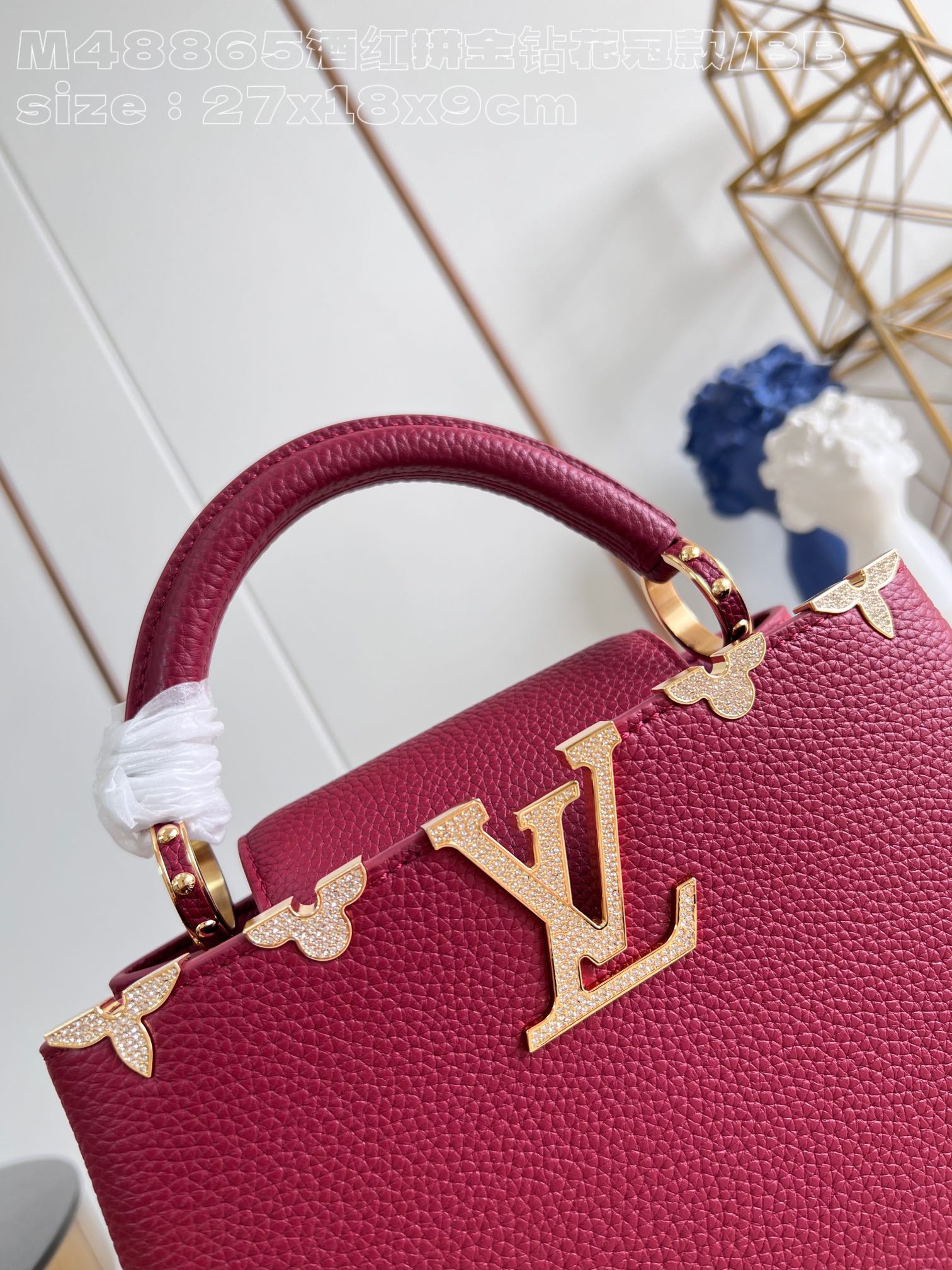 l**is V*t*n capucines bb handbag