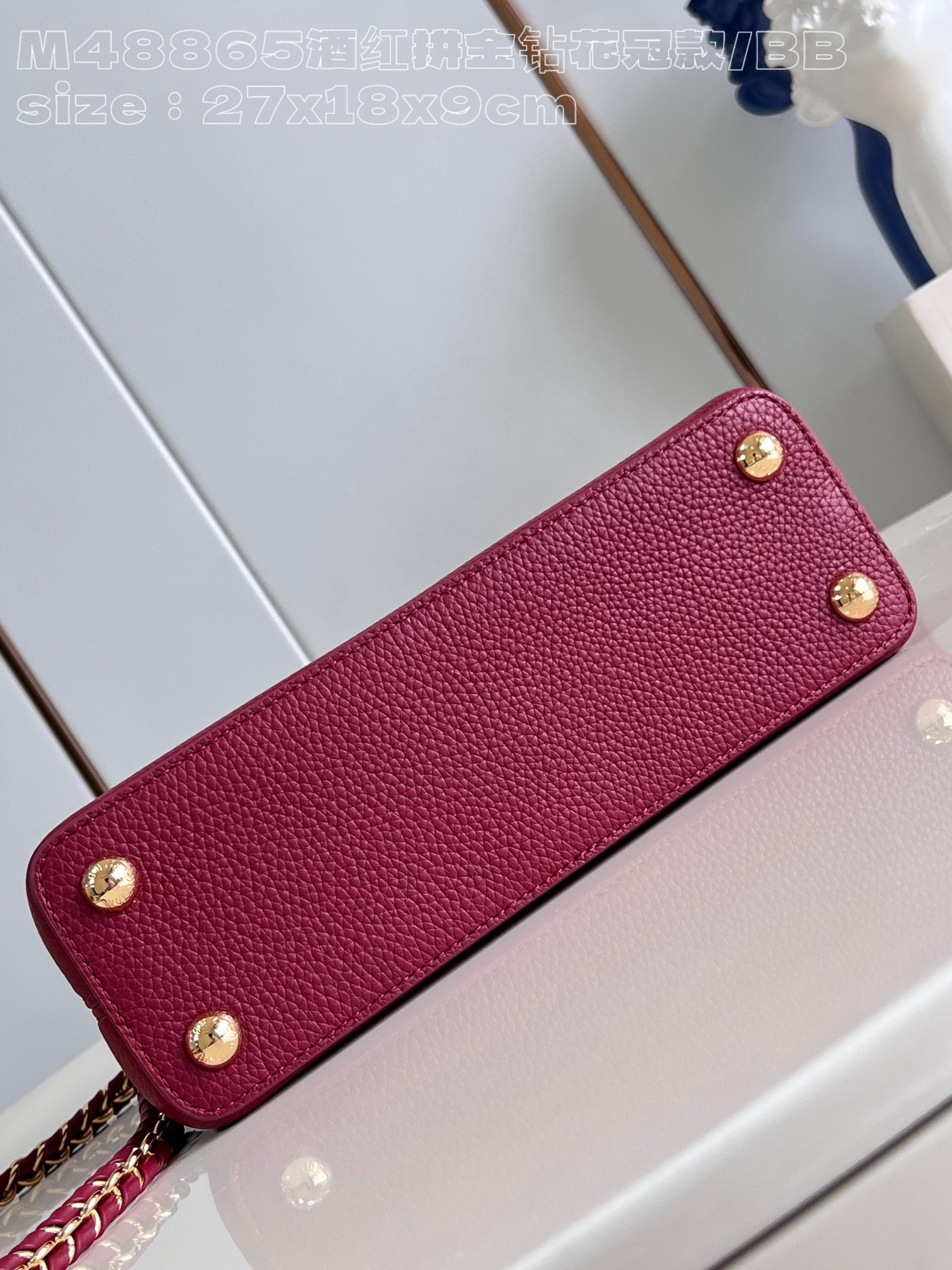 l**is V*t*n capucines bb handbag