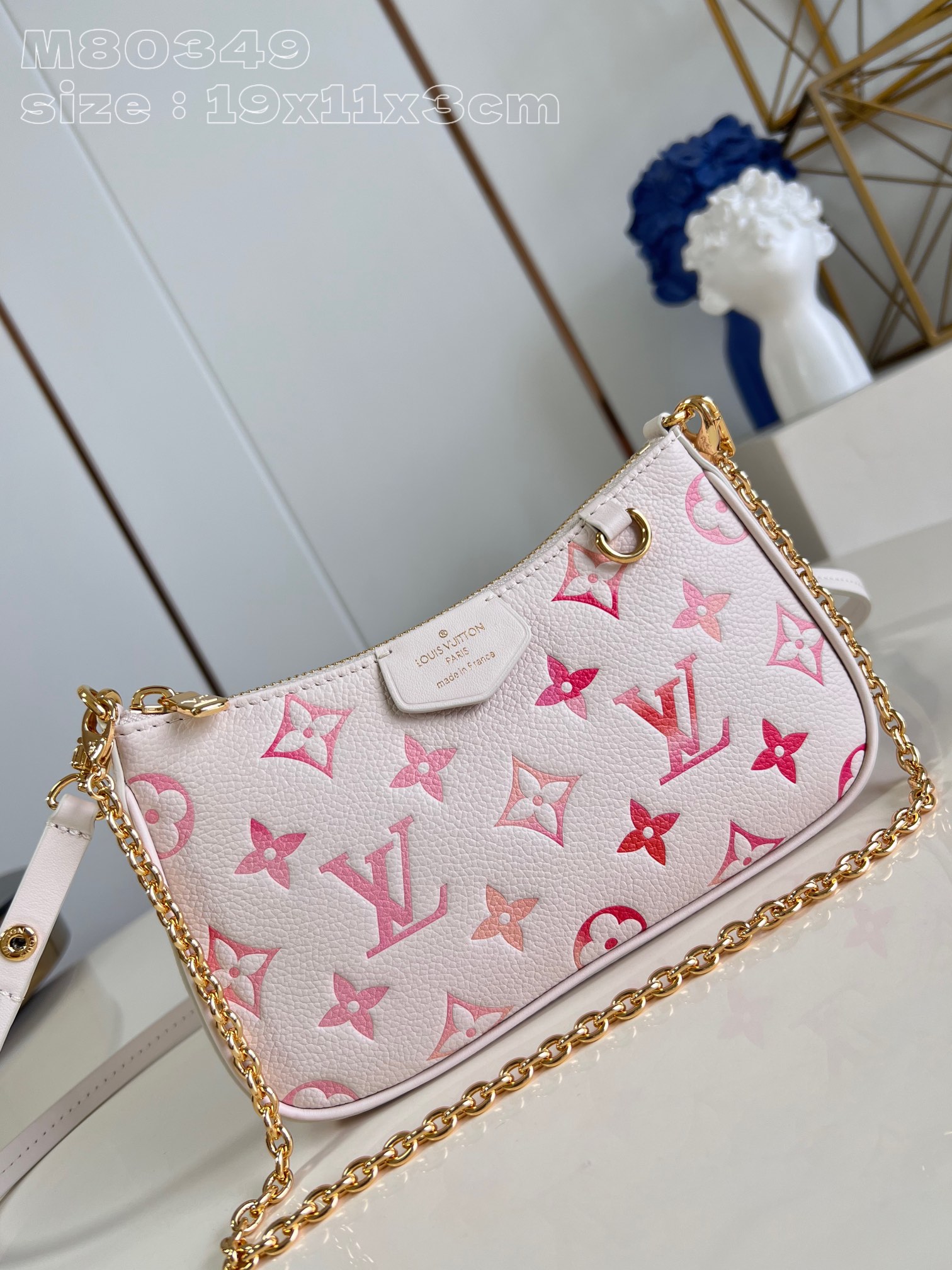 l**is V*t*n easy pouch on strap handbag