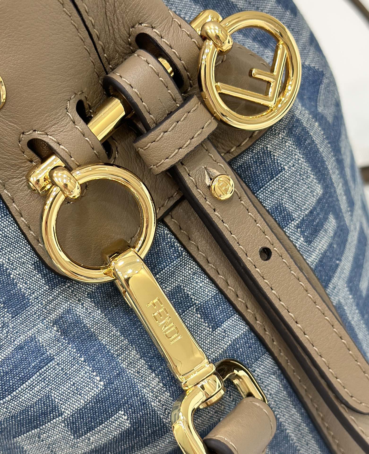 F**di mon tresor small bag