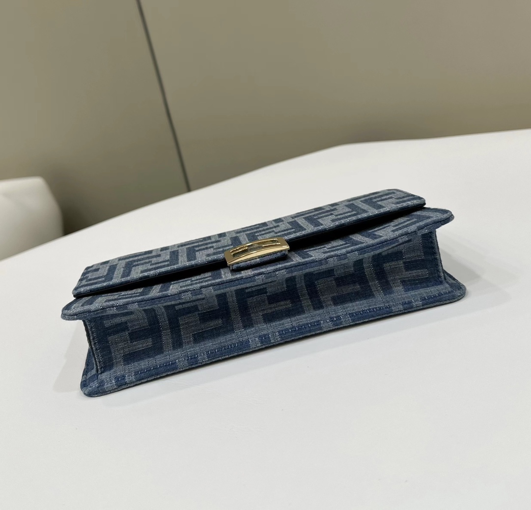 F**di baguette bag