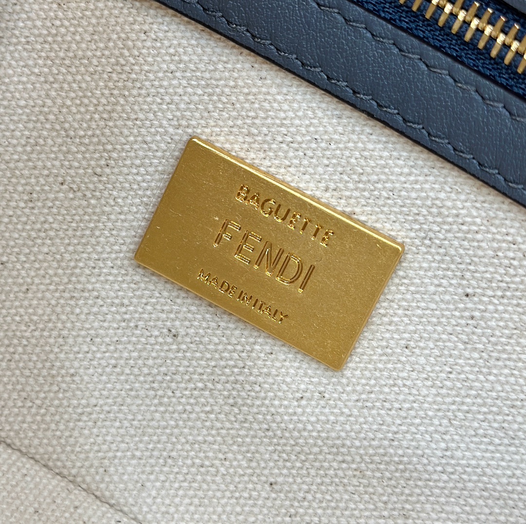 F**di baguette bag
