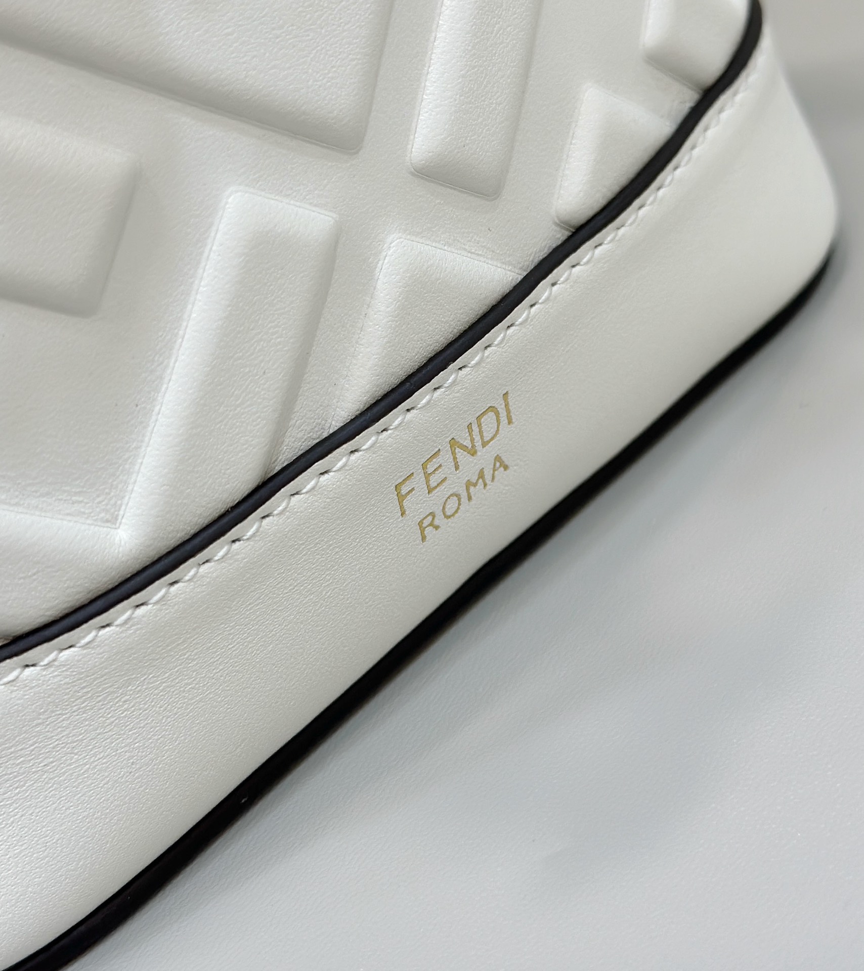 F**di mon tresor small bag