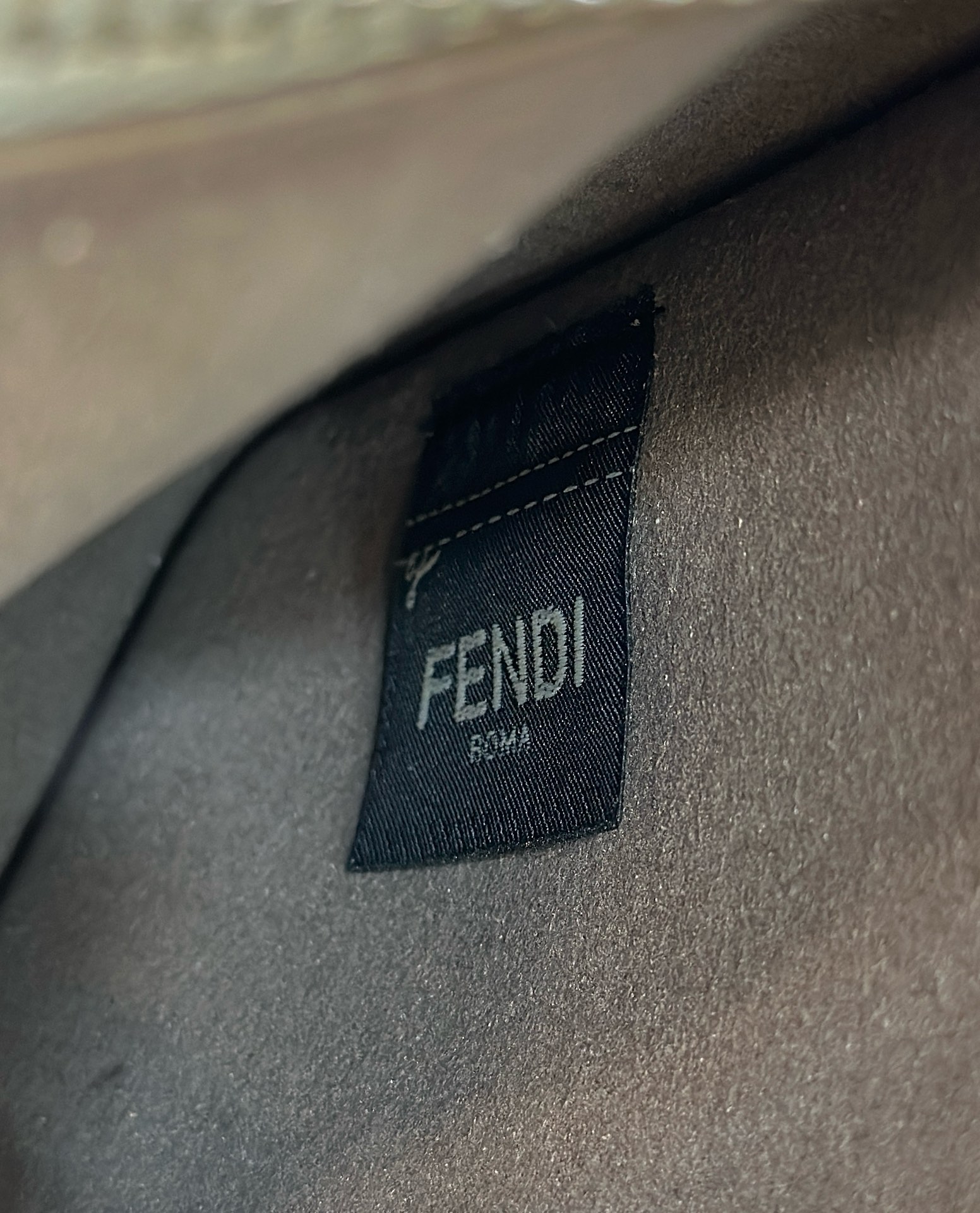 F**di mini fendessence