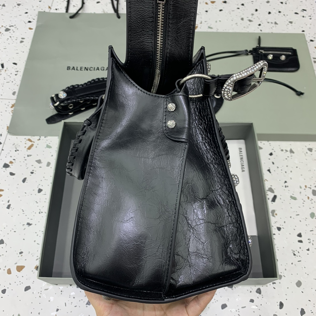 Ba*len*cia*ga neo cagole bag