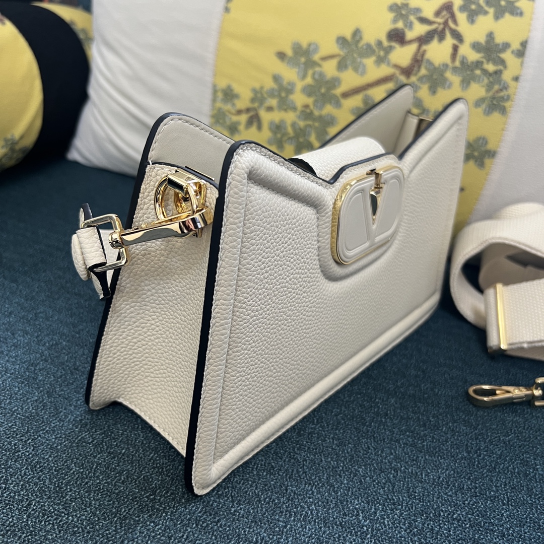 Valentino Garavani Handbag