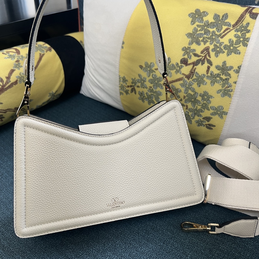 Valentino Garavani Handbag