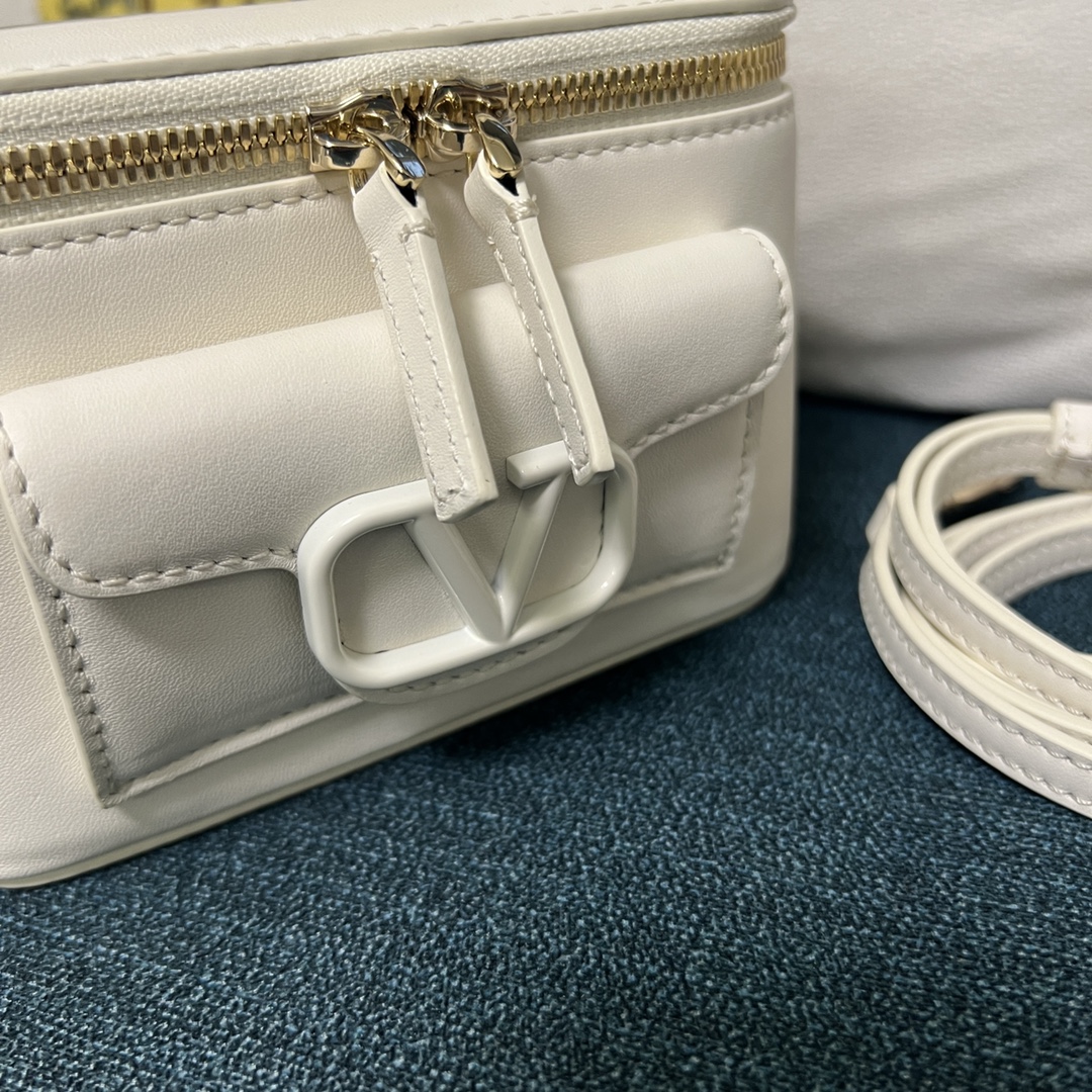 Valentino Garavani mini bag