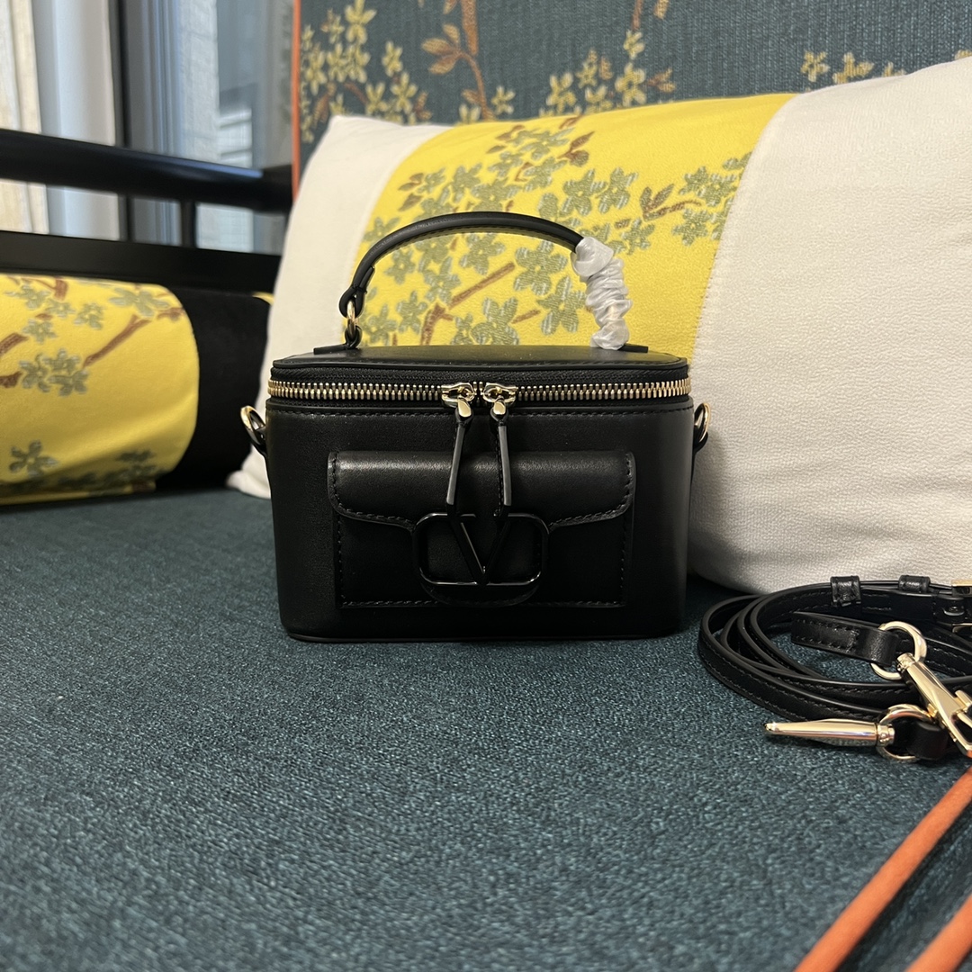 Valentino Garavani mini bag