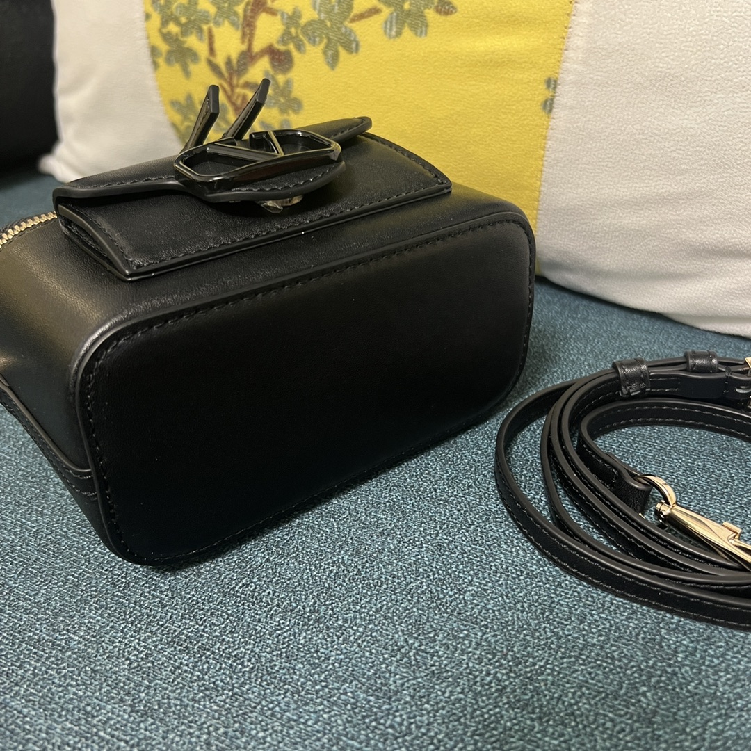 Valentino Garavani mini bag