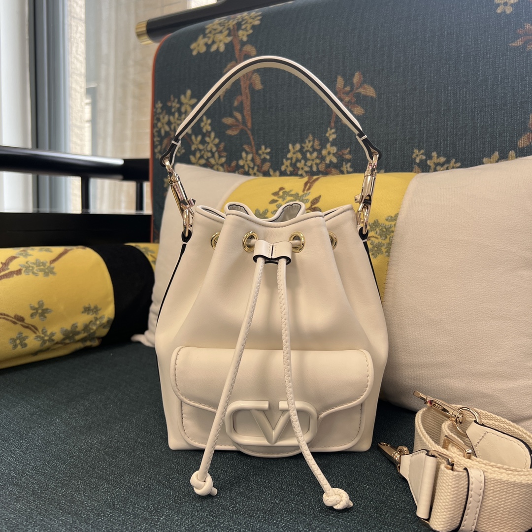 Valentino Garavani Bag