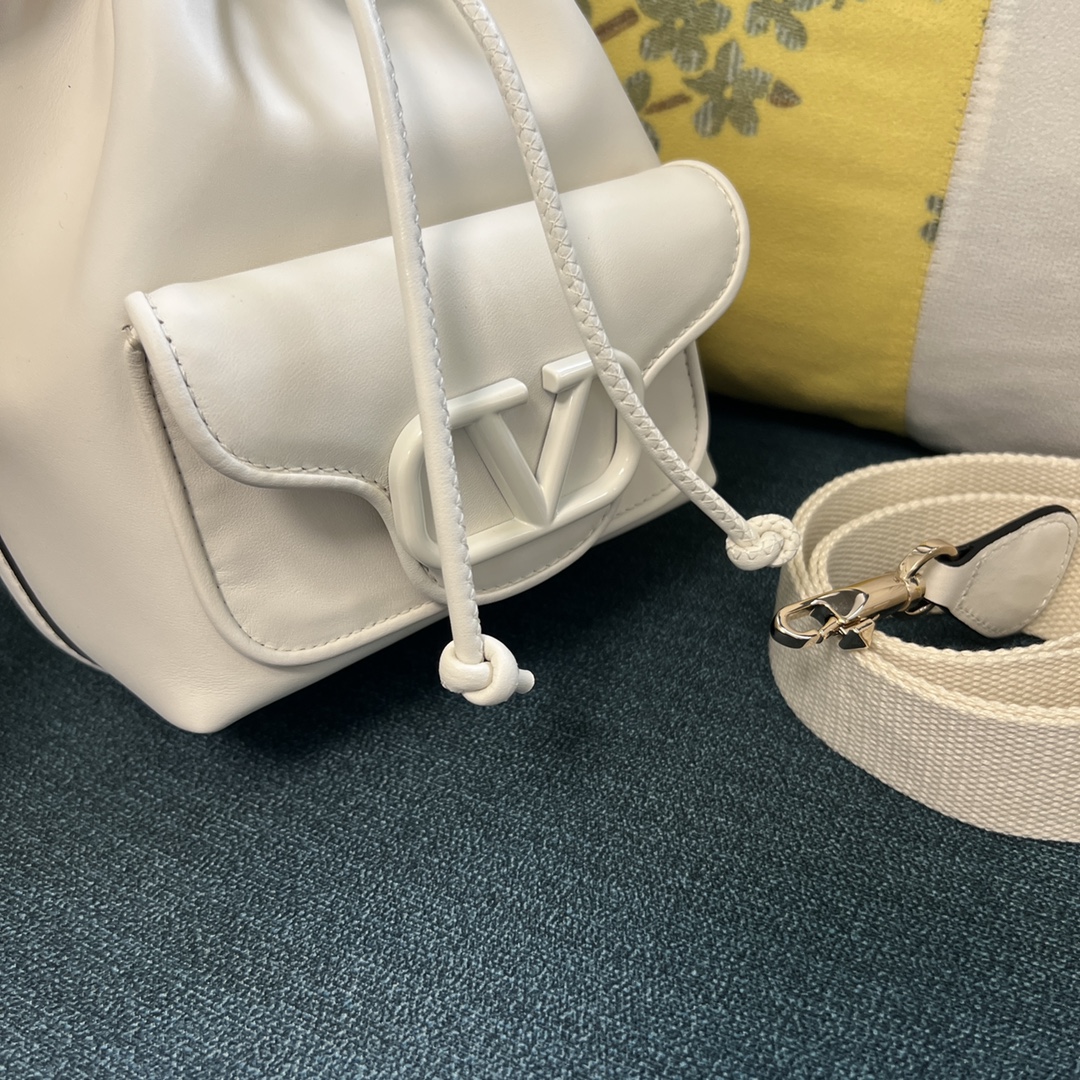 Valentino Garavani Bag