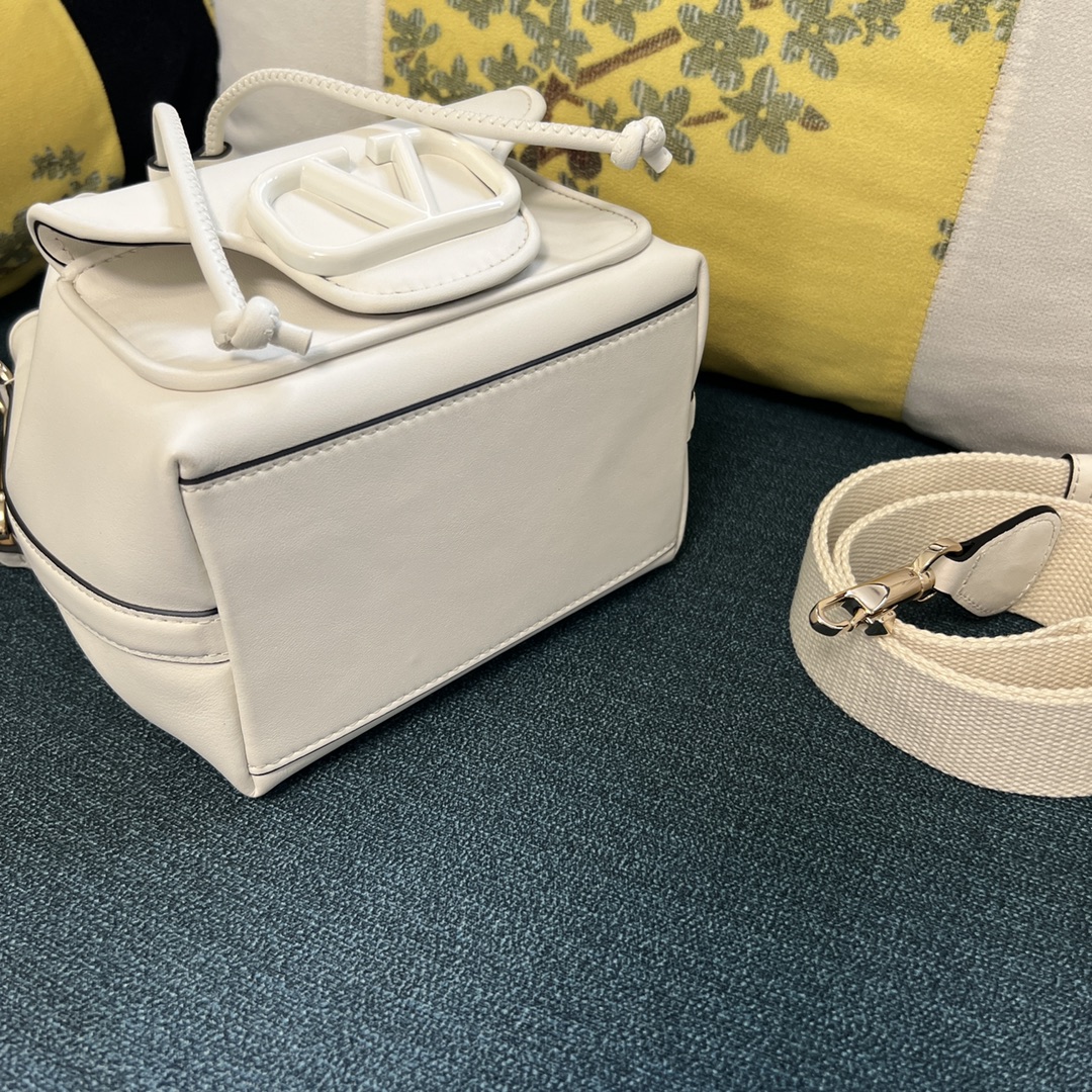 Valentino Garavani Bag