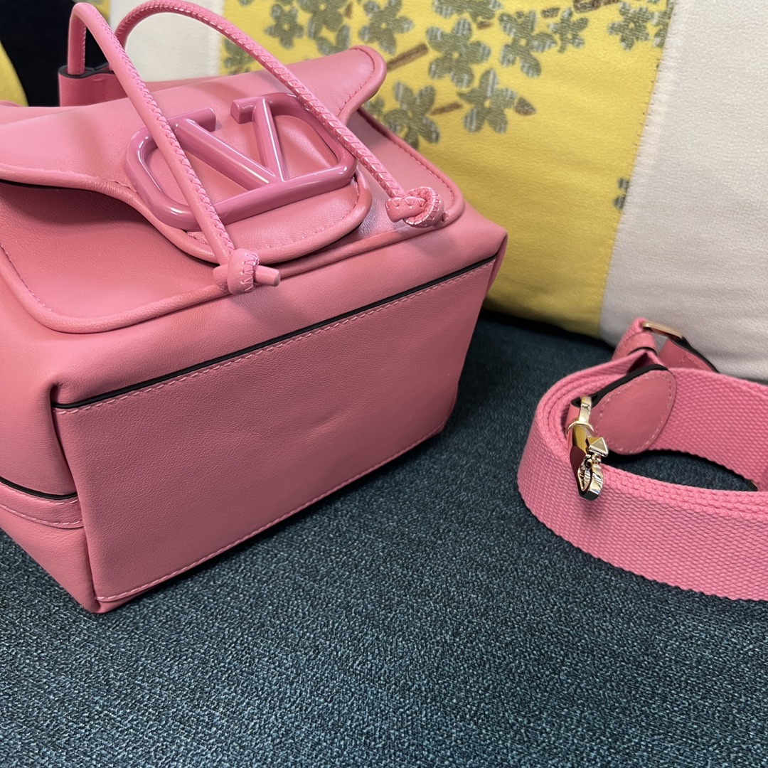Valentino Garavani Bag