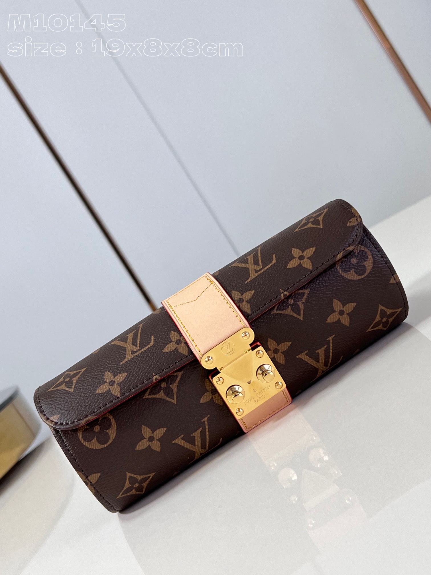 l**is V*t*n etui bijoux