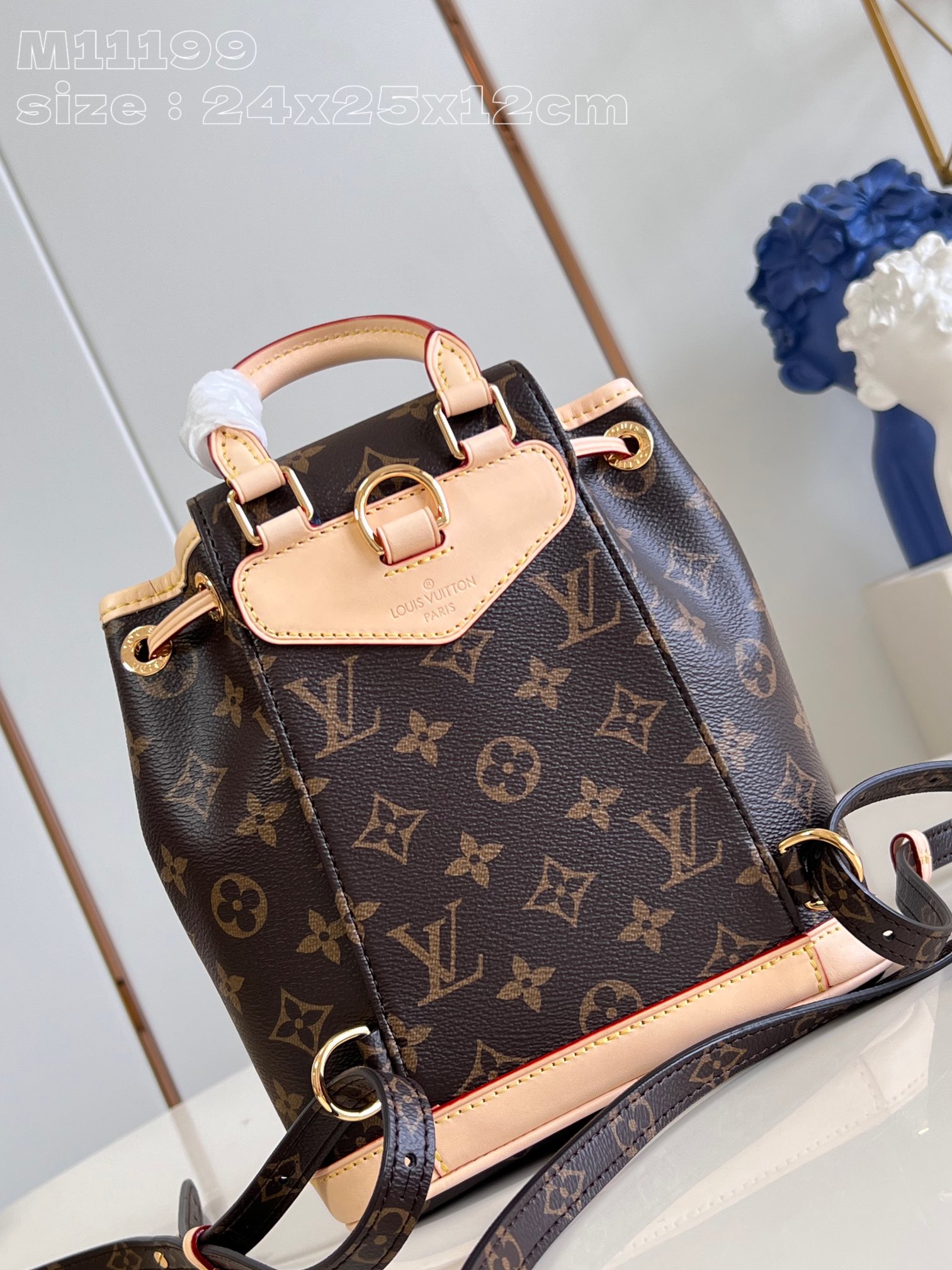 l**is V*t*n montsouris mini backpack