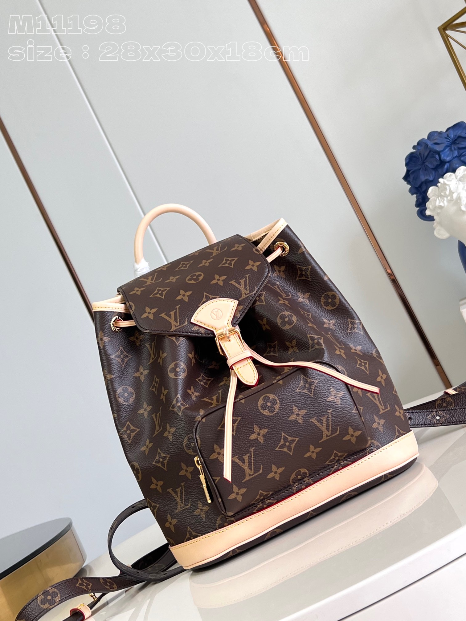 l**is V*t*n montsouris pm backpack