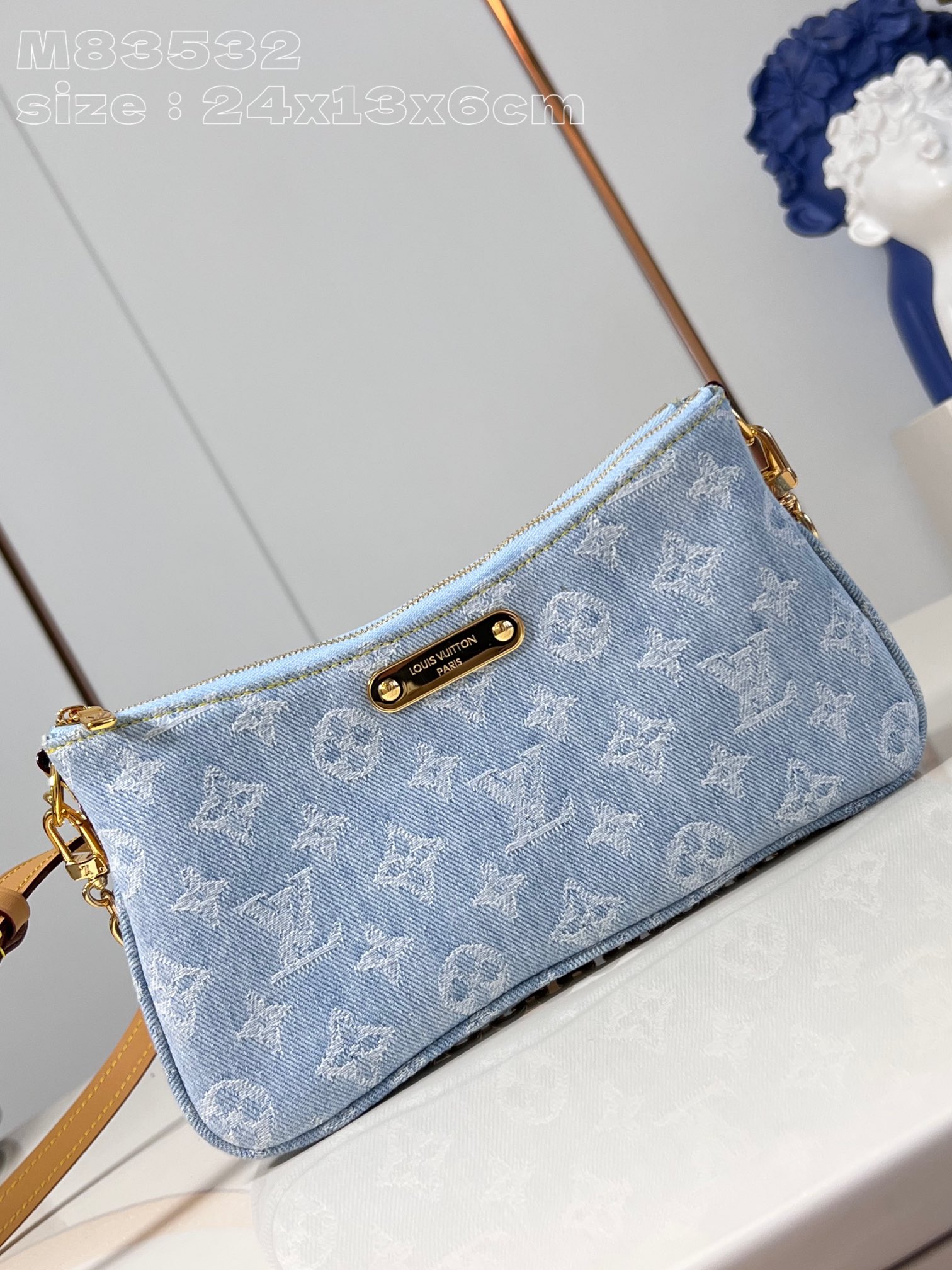 l**is V*t*n liv pochette