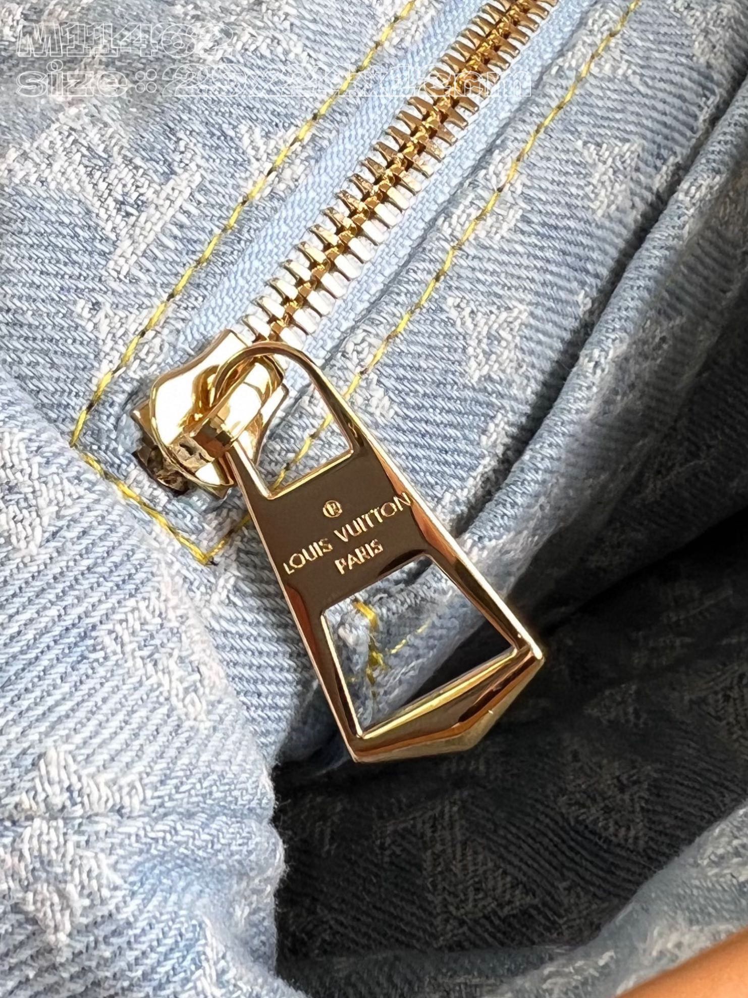 l**is V*t*n carryall pm