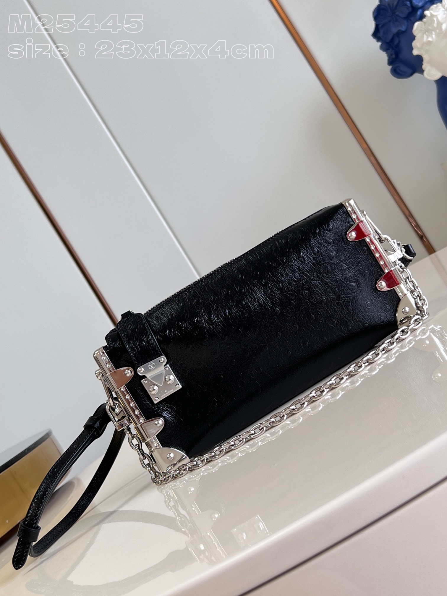 l**is V*t*n slim trunk handbag