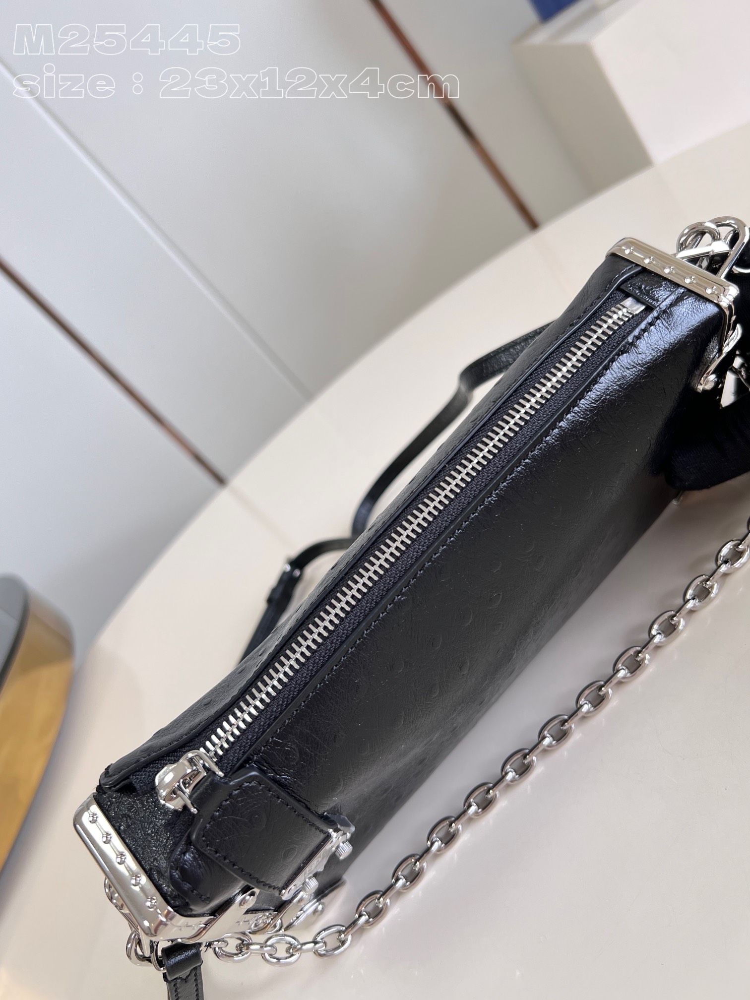 l**is V*t*n slim trunk handbag