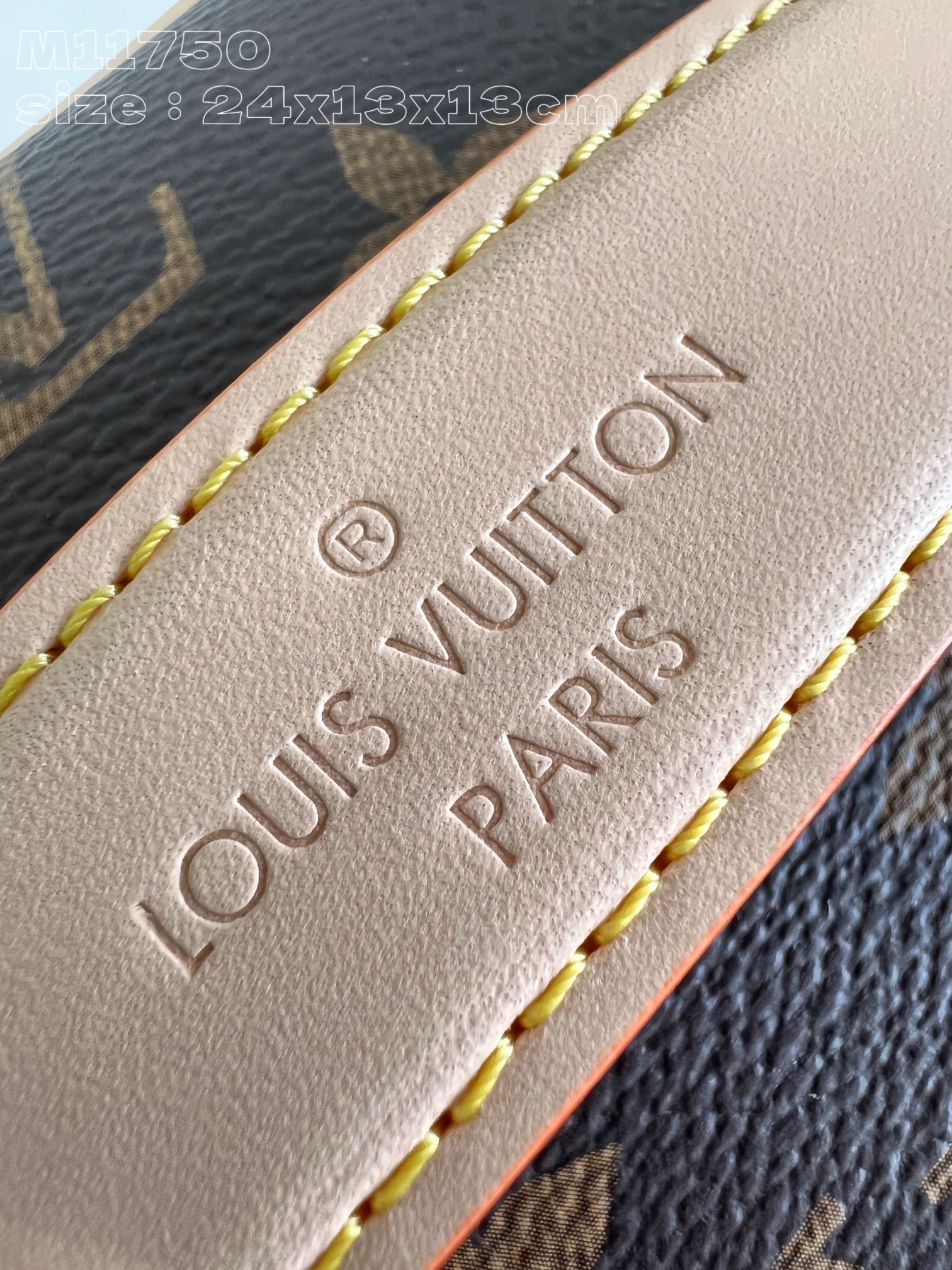 l**is V*t*n toiletry bag