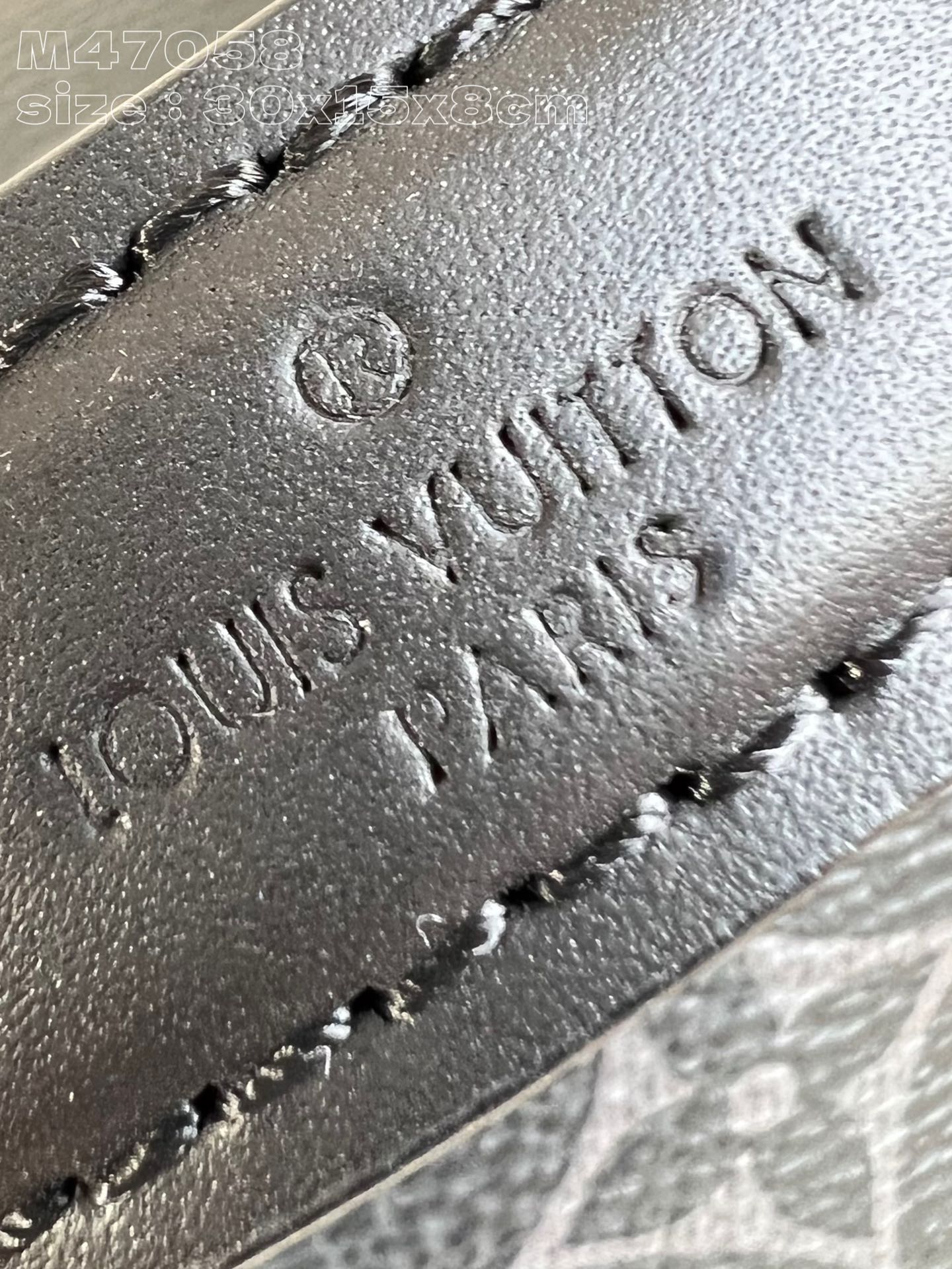 l**is V*t*n rush bumbag