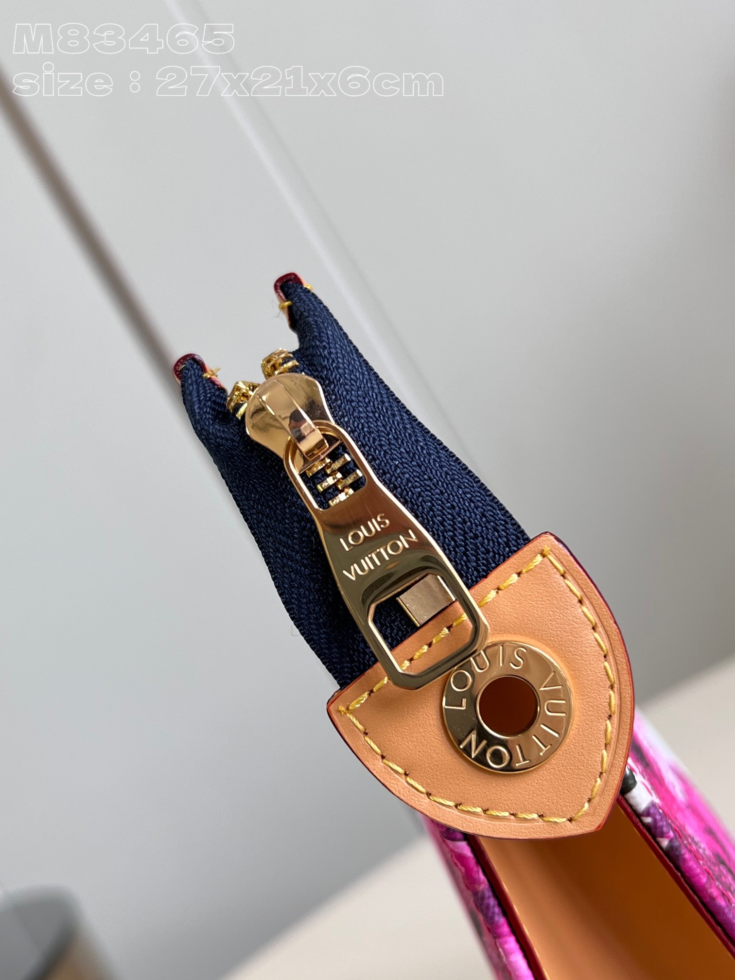 l**is V*t*n pochette voyage  bag