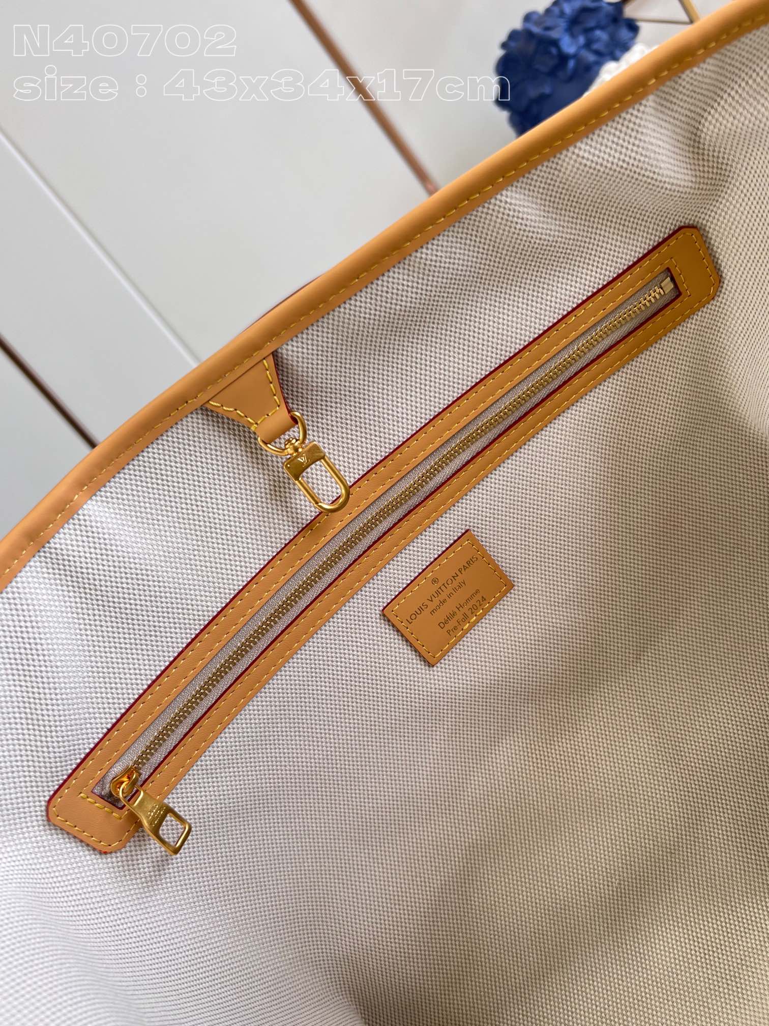 l**is V*t*n weekend tote