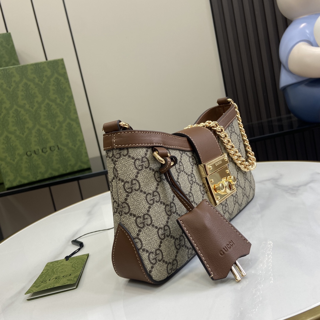G*u*i padlock small bag