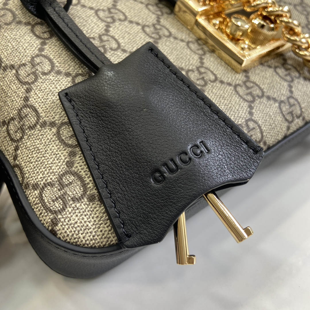 G*u*i padlock small shoulder bag
