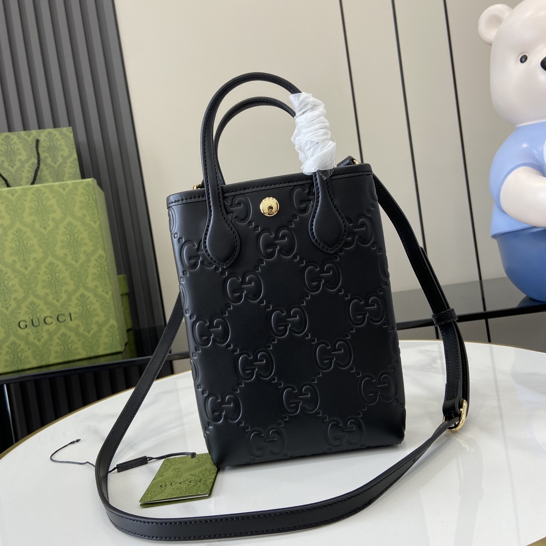 g*u*i gg S*per mini bag with strap