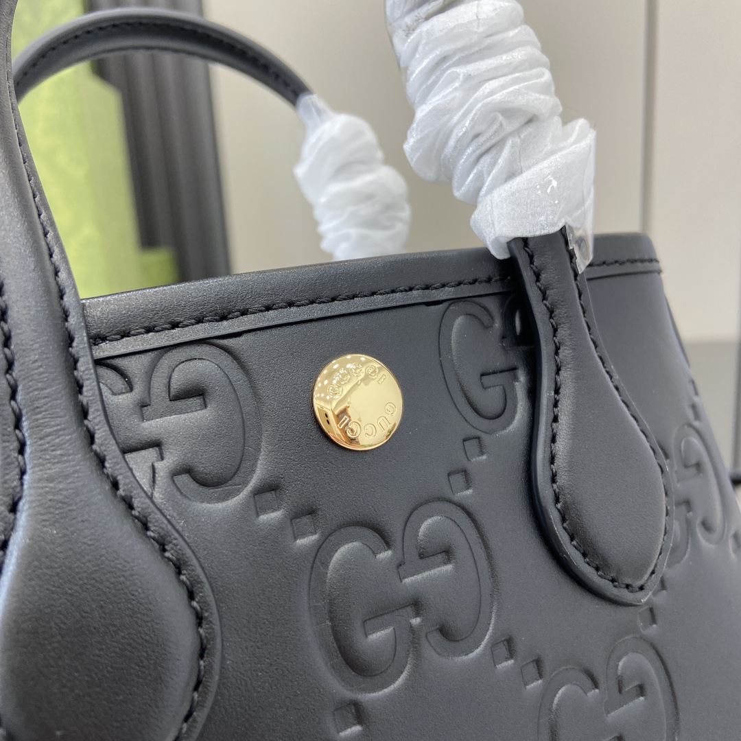 g*u*i gg S*per mini bag with strap