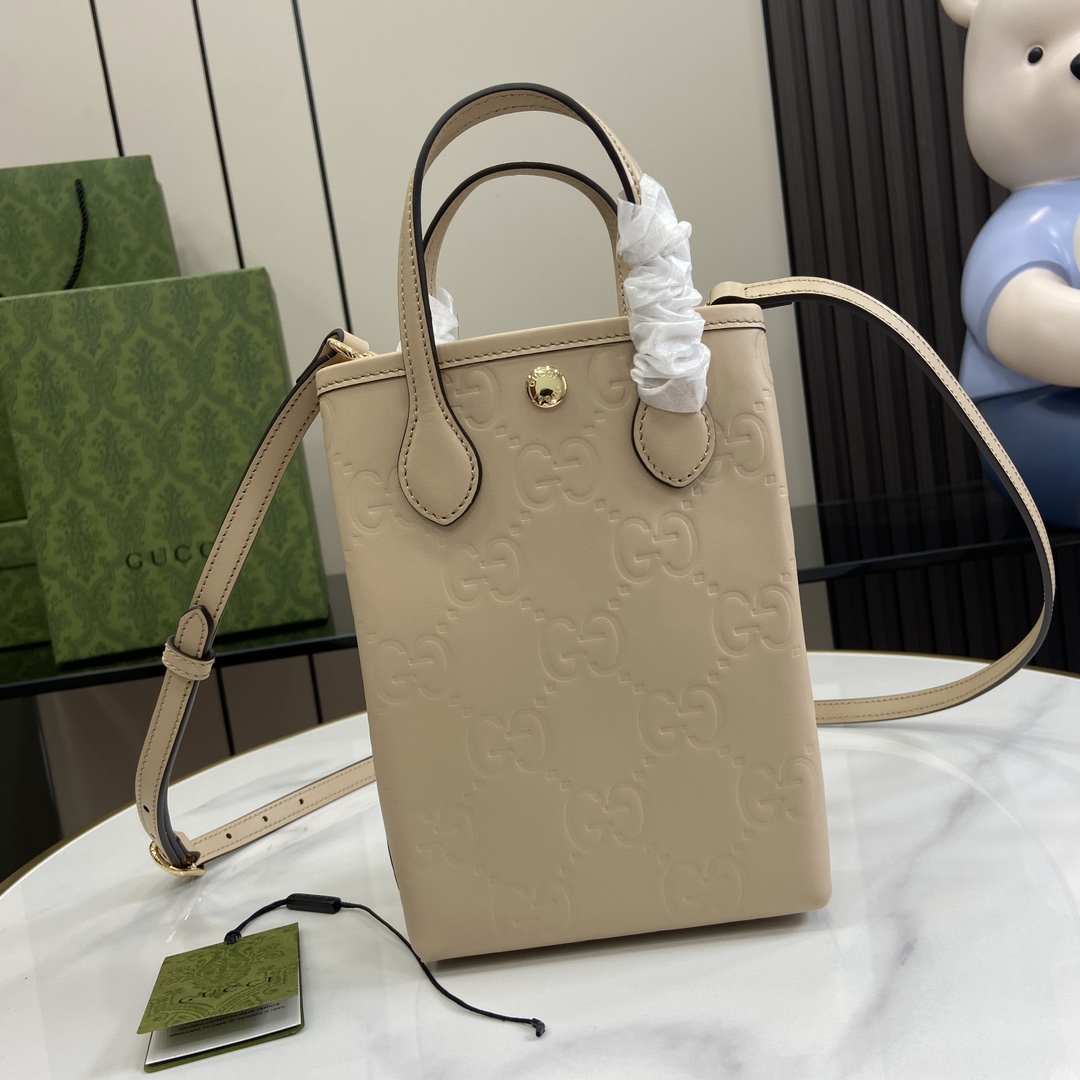 g*u*i gg S*per mini bag with strap