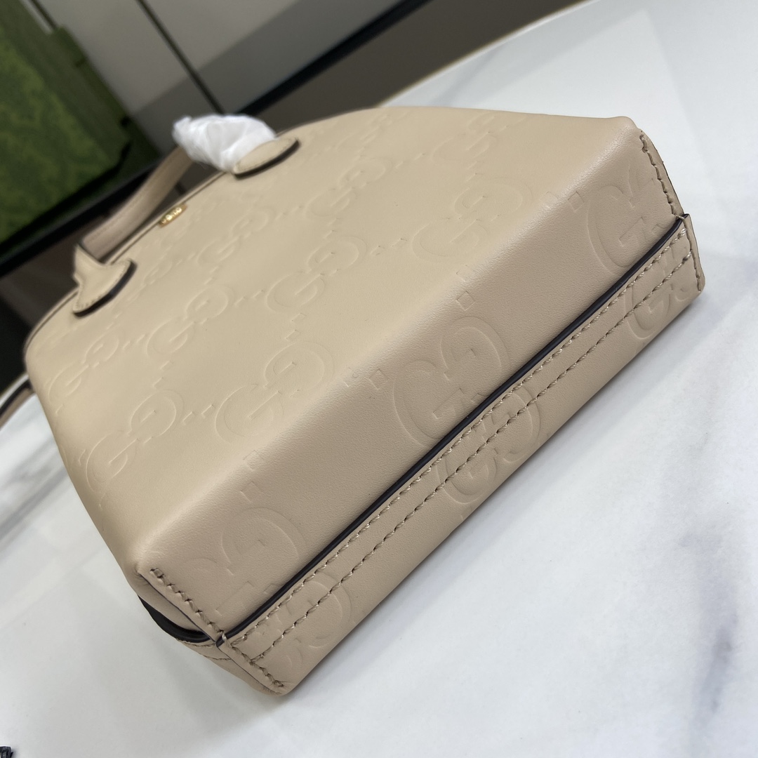 g*u*i gg S*per mini bag with strap