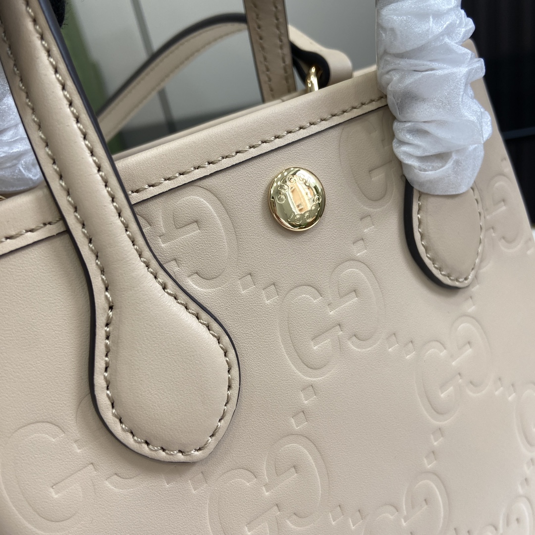 g*u*i gg S*per mini bag with strap