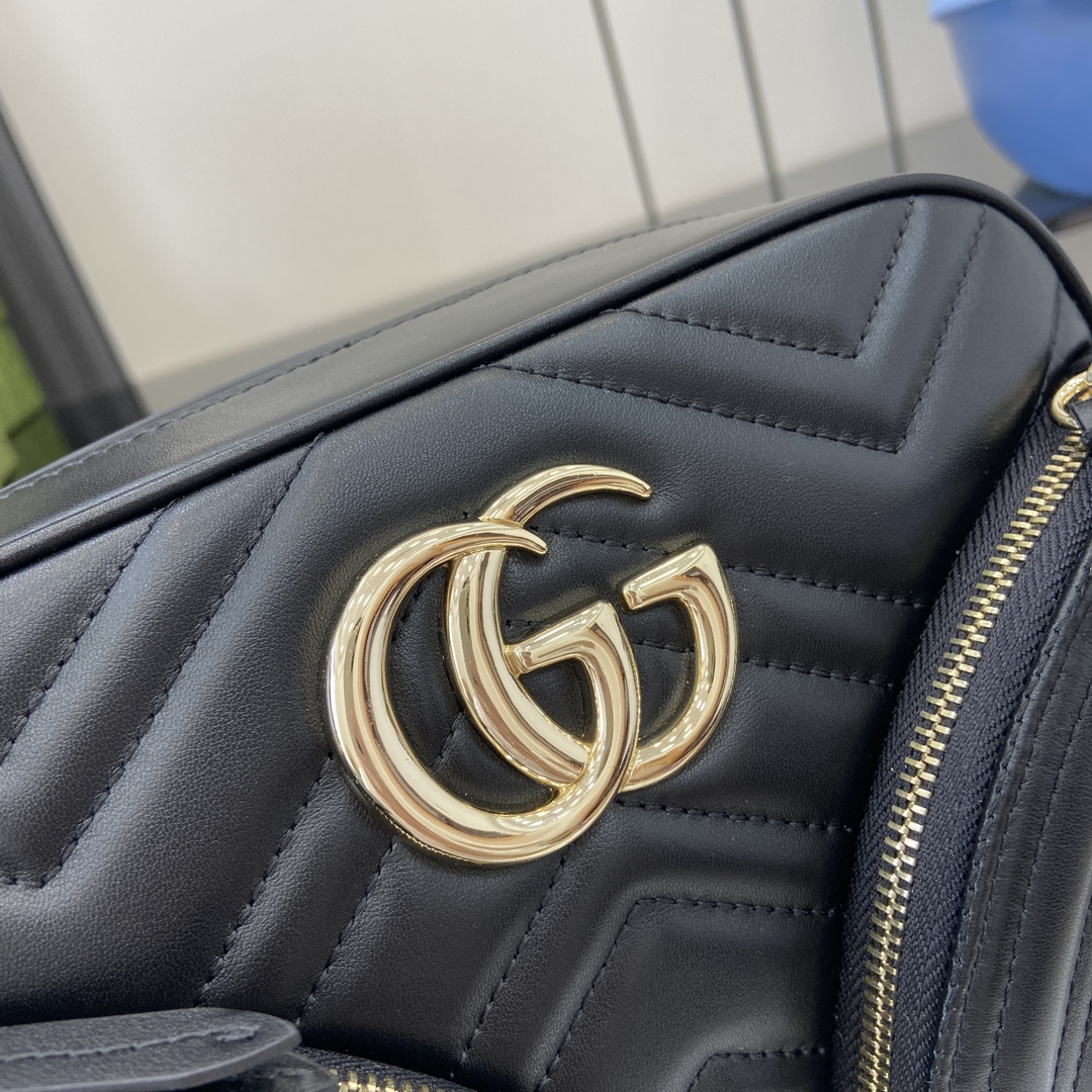G*u*i gg marmont small shoulder bag