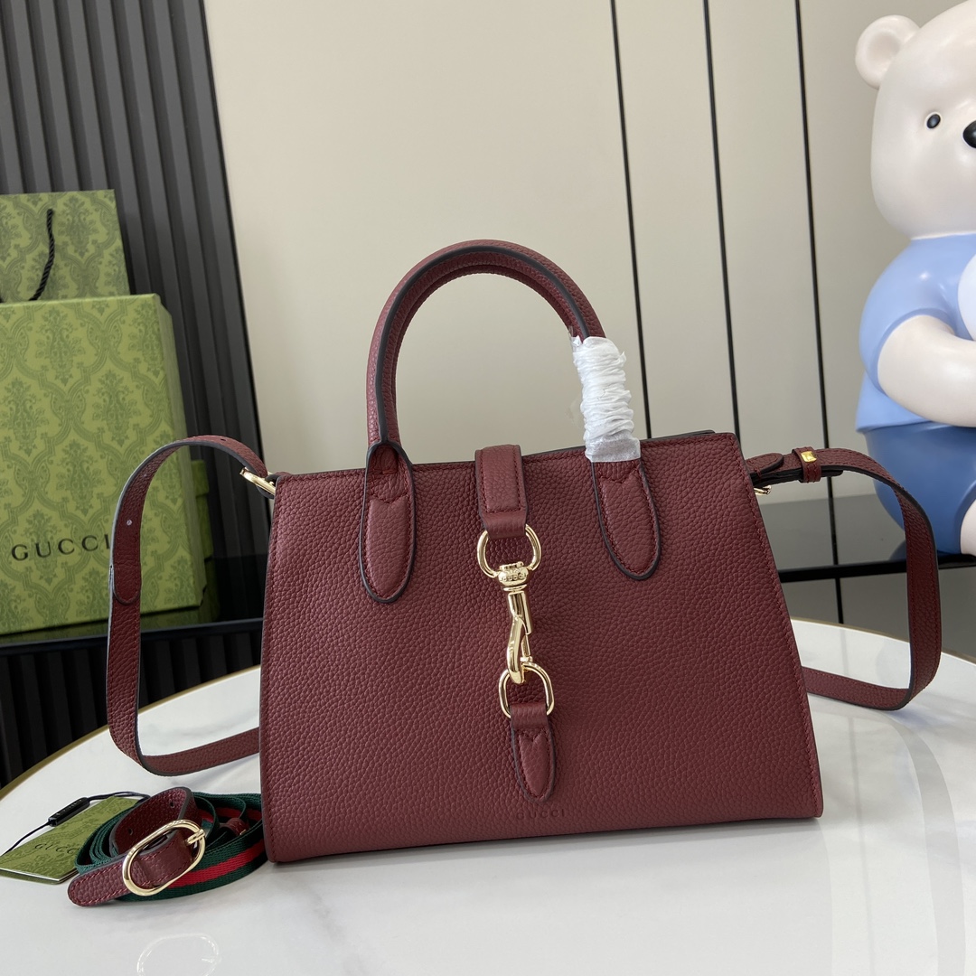G*u*i small tote bag with hook closure