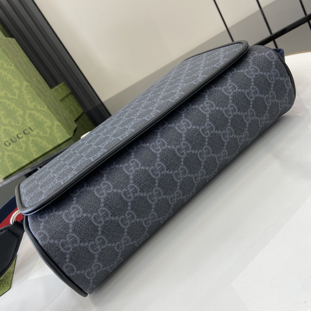 G*u*i gg cross-body bag