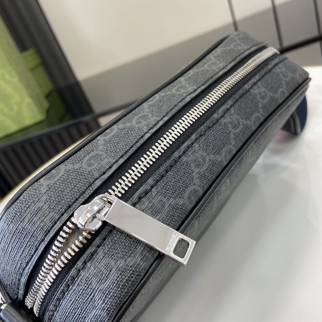 G*u*i gg cross-body bag