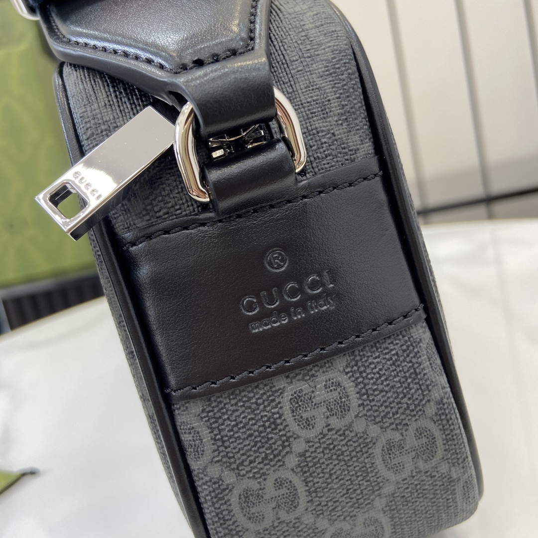G*u*i gg cross-body bag